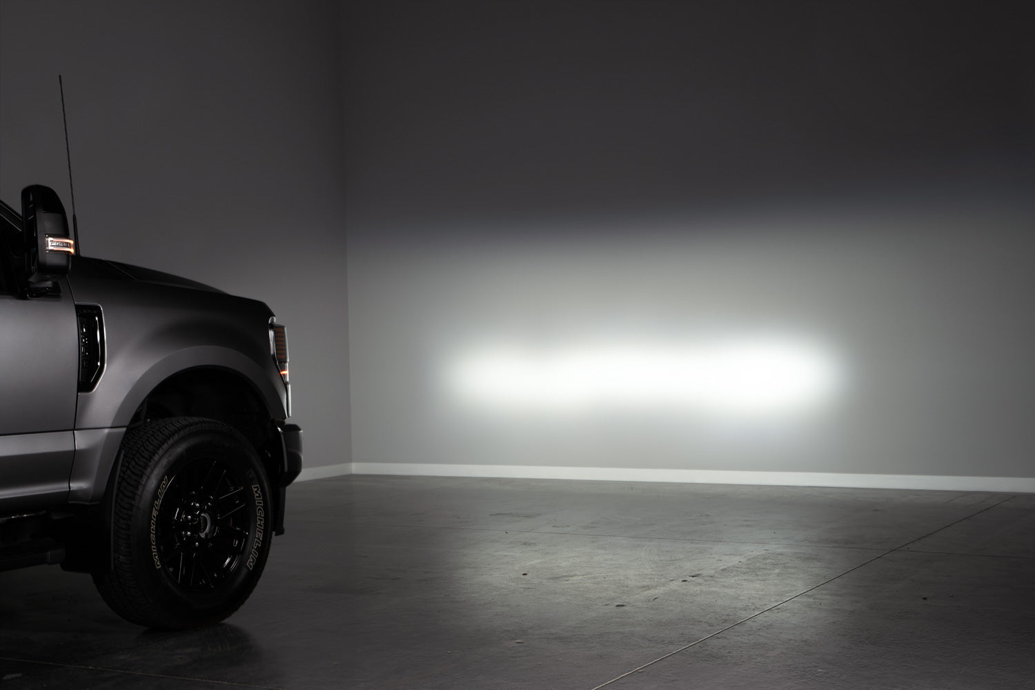 Diode Dynamics SS5 6-Pod CrossLink Grille Lightbar Kit for 2020-2022 Super Duty Pro Yellow Combo for 2020-2022 Ford F-250 Super Duty / Ford F-350 Super Duty / Ford F-450 Super Duty