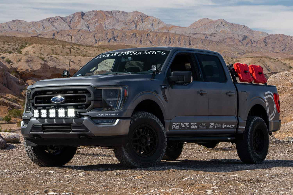 Diode Dynamics SS5 Grille CrossLink Lightbar Kit for 2021-2023 Ford F-150 Pro White Combo
