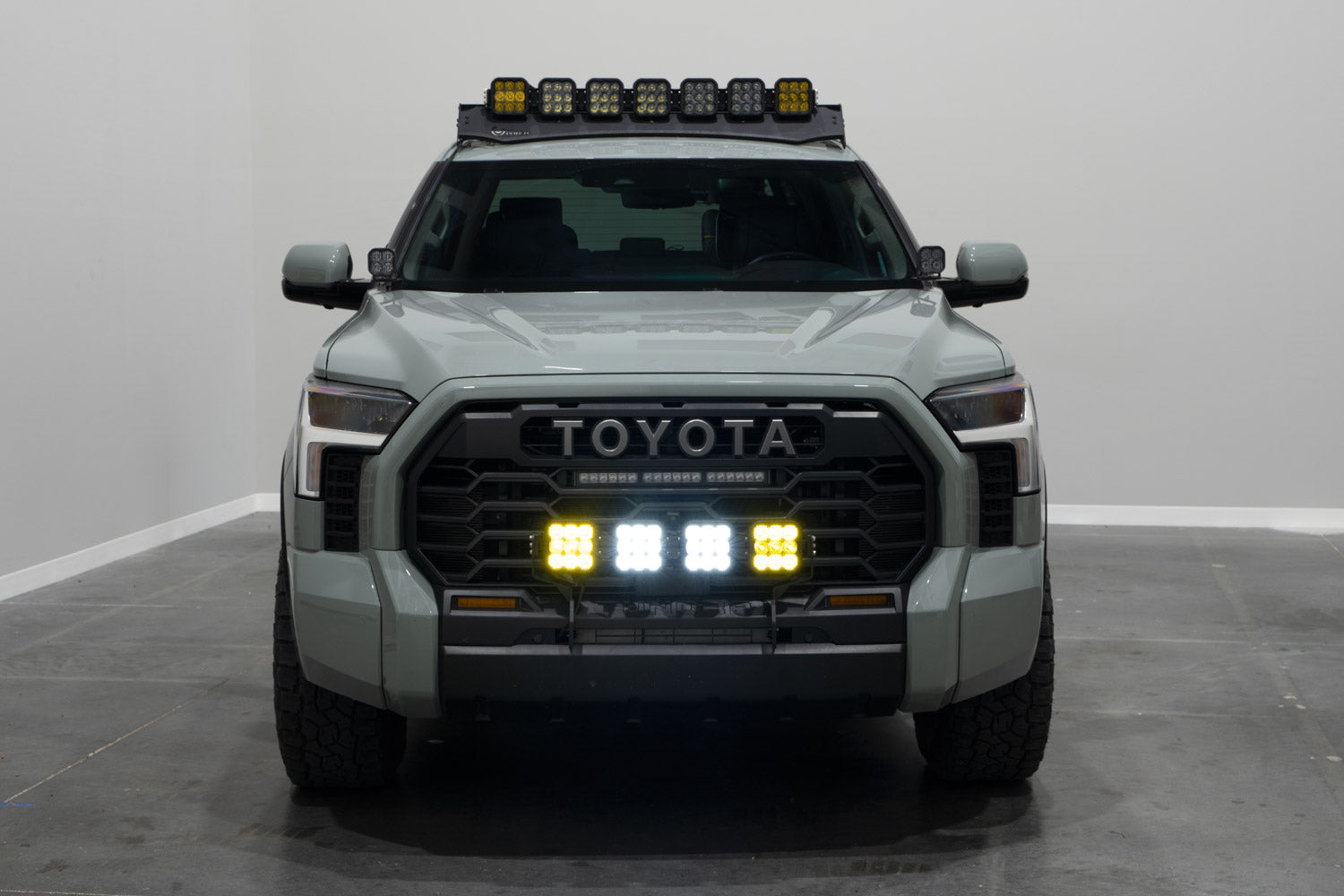 Diode Dynamics SS5 Grille CrossLink Lightbar Kit for 2022+ Toyota Tundra Pro White Combo