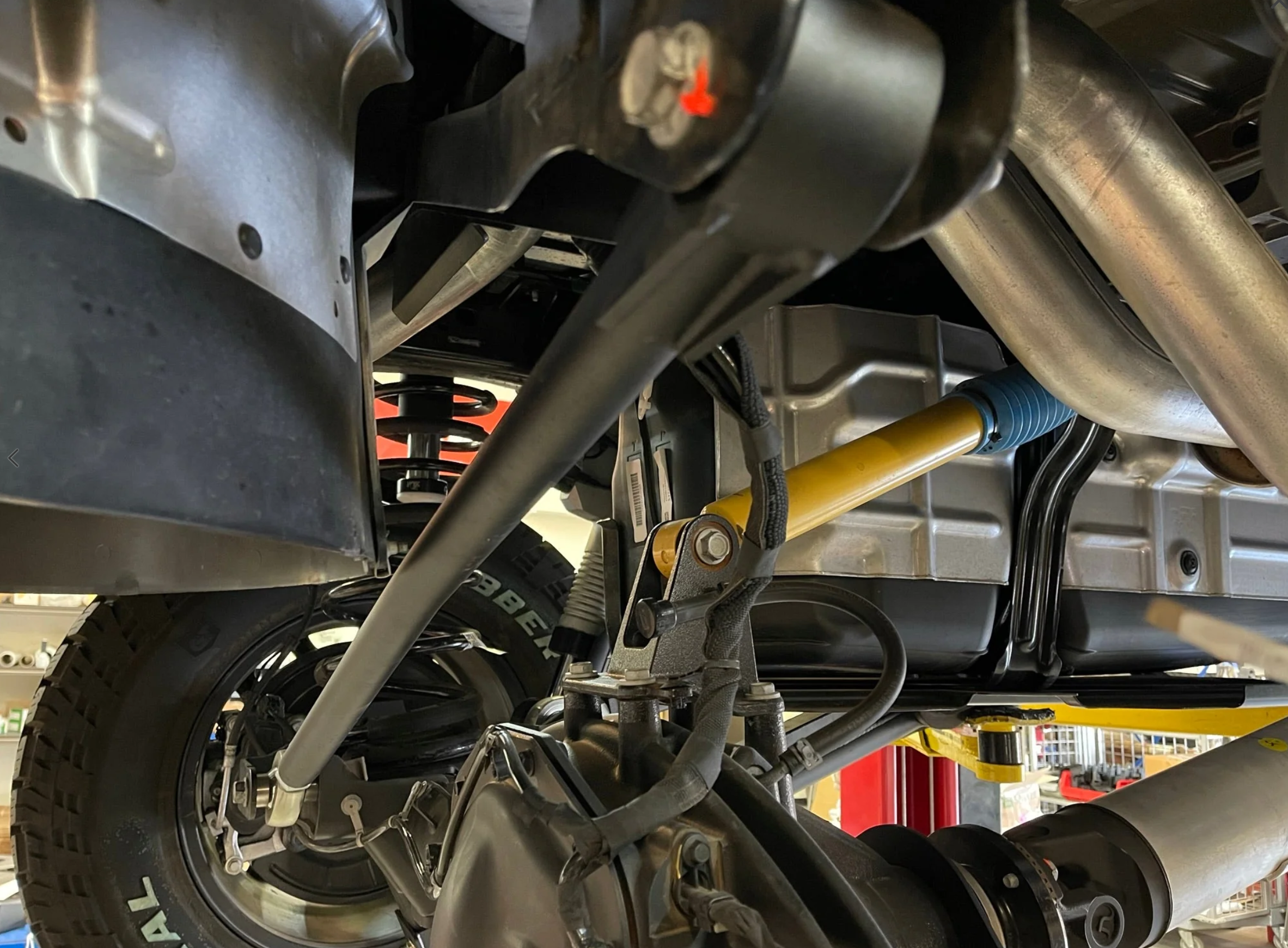 Foutz Motorsports Adjustable Panhard Bar Kit - Heim Joint type 2027 Ram 1500 TRX