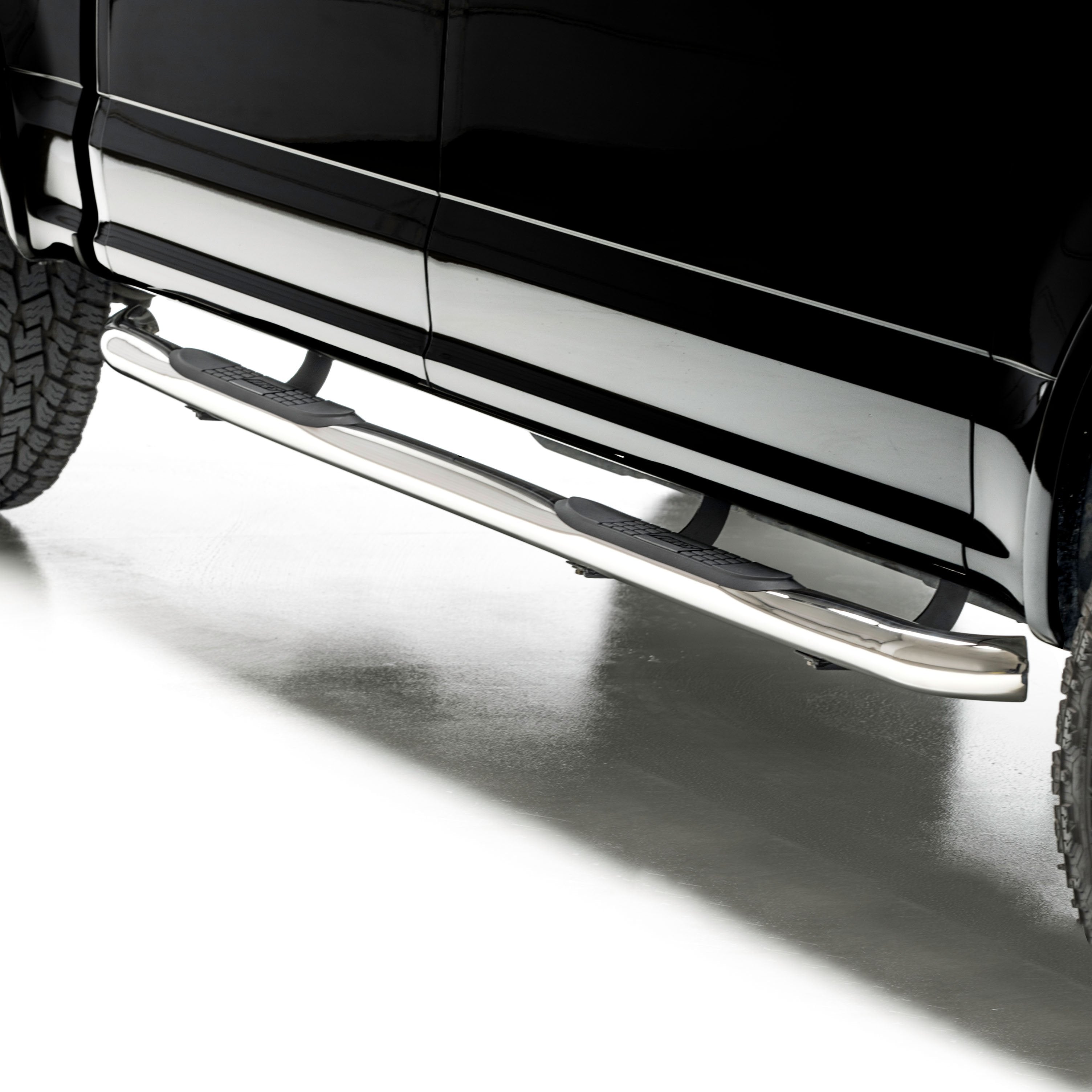 ARIES 3" Round Polished Stainless Side Bars, 2015-2026 Ford F-150, 2017-2026 Ford F-250/F-350/F-450/F-550 Super Duty, 2022-2025 Ford F-150 Lightning