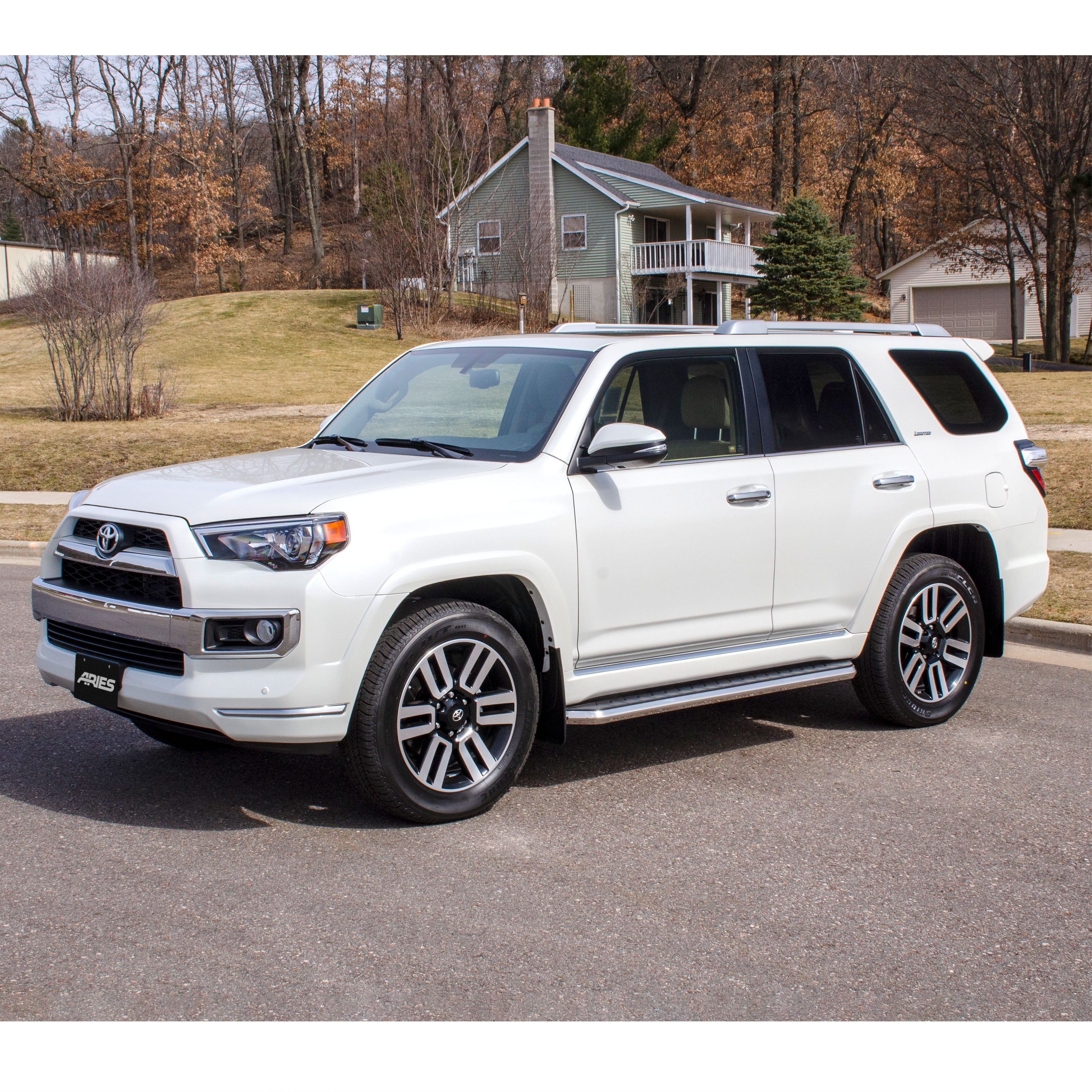 ARIES AeroTread 5" x 67" Polished Stainless Running Boards, 2014-2024 Toyota 4Runner