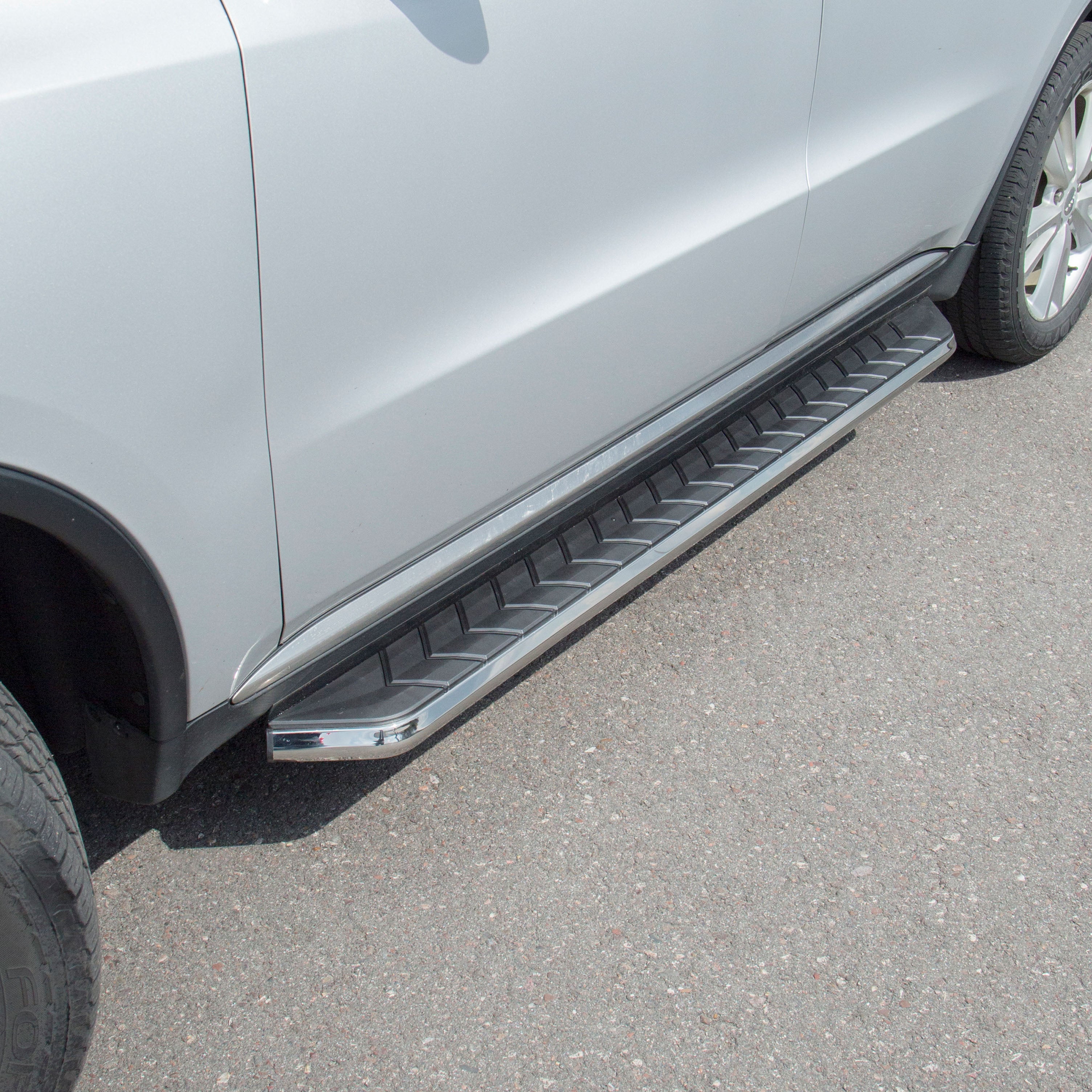 ARIES AeroTread 5" x 73" Polished Stainless Running Boards, 2011-2026 Dodge Durango