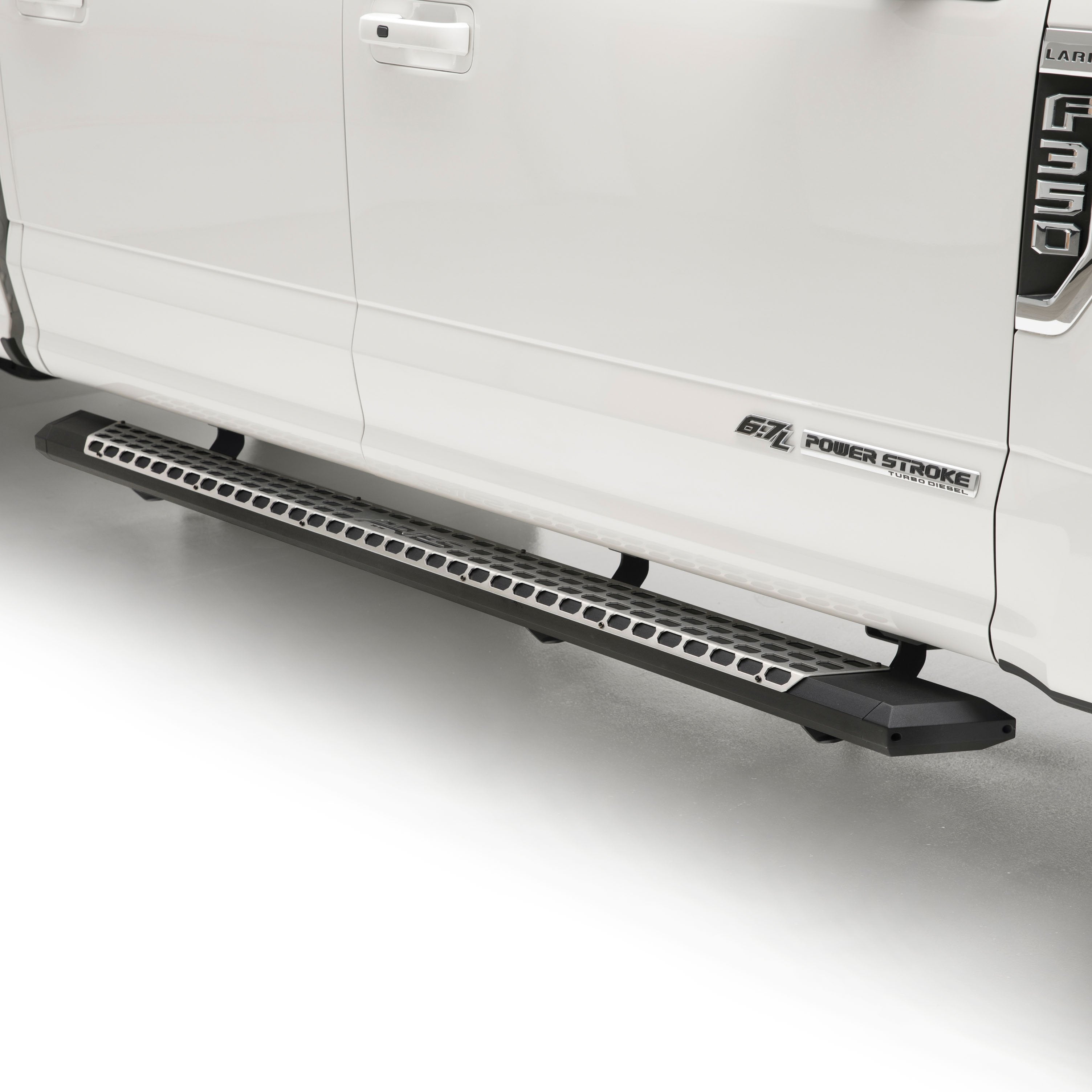 ARIES AdvantEDGE Paintable Step Pad for 85" Board