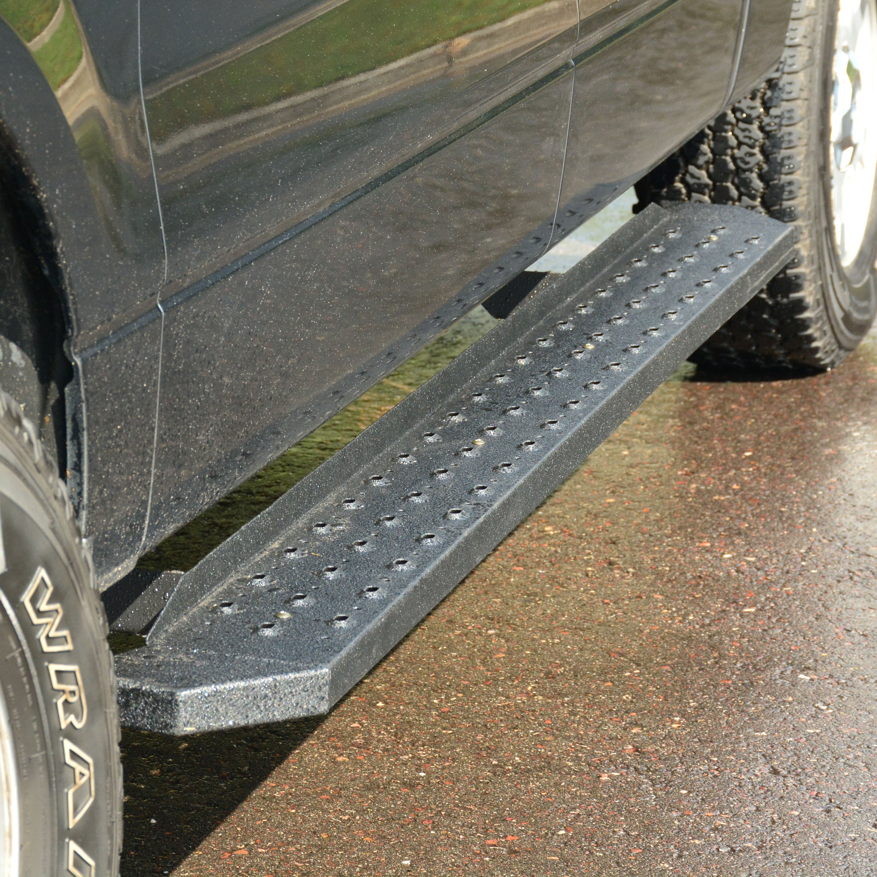 ARIES RidgeStep 6-1/2" x 91" Black Steel Running Boards, 2009-2014 Ford F-150