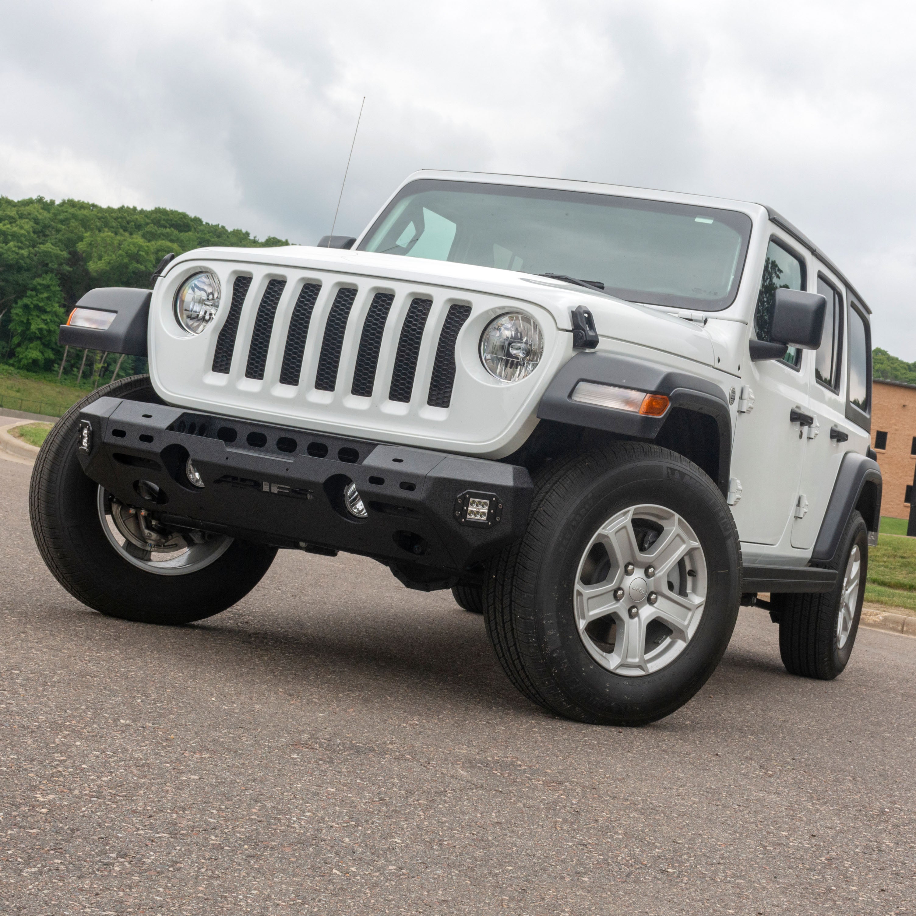 ARIES TrailChaser Jeep Wrangler JL, Gladiator Aluminum Front Bumper (Option 5), 2018-2026 Jeep Wrangler, 2020-2026 Jeep Gladiator