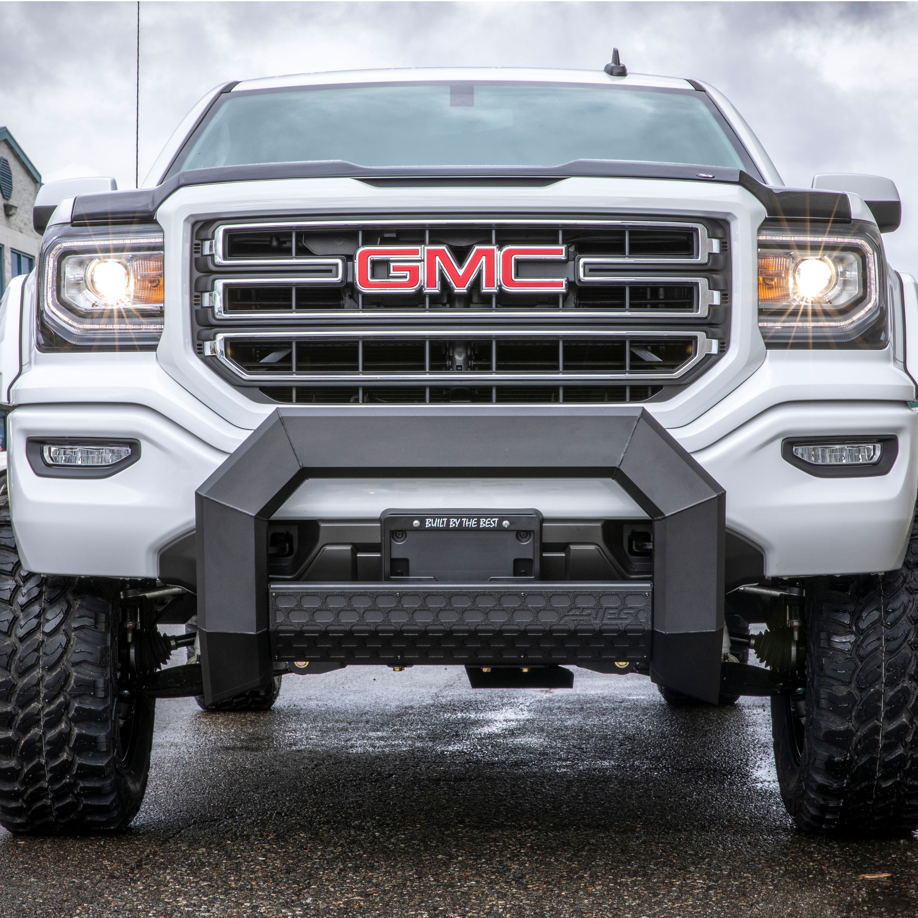 ARIES AdvantEDGE 5-1/2" Black Aluminum Bull Bar, 2020-2023 Chevy/GMC Silverado/Sierra 2500HD/3500HD