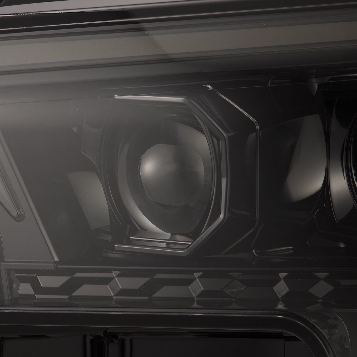24-25 Toyota 4Runner/Tacoma LUXX-Series LED Projector Headlights Alpha-Black - Apollo Off-Road