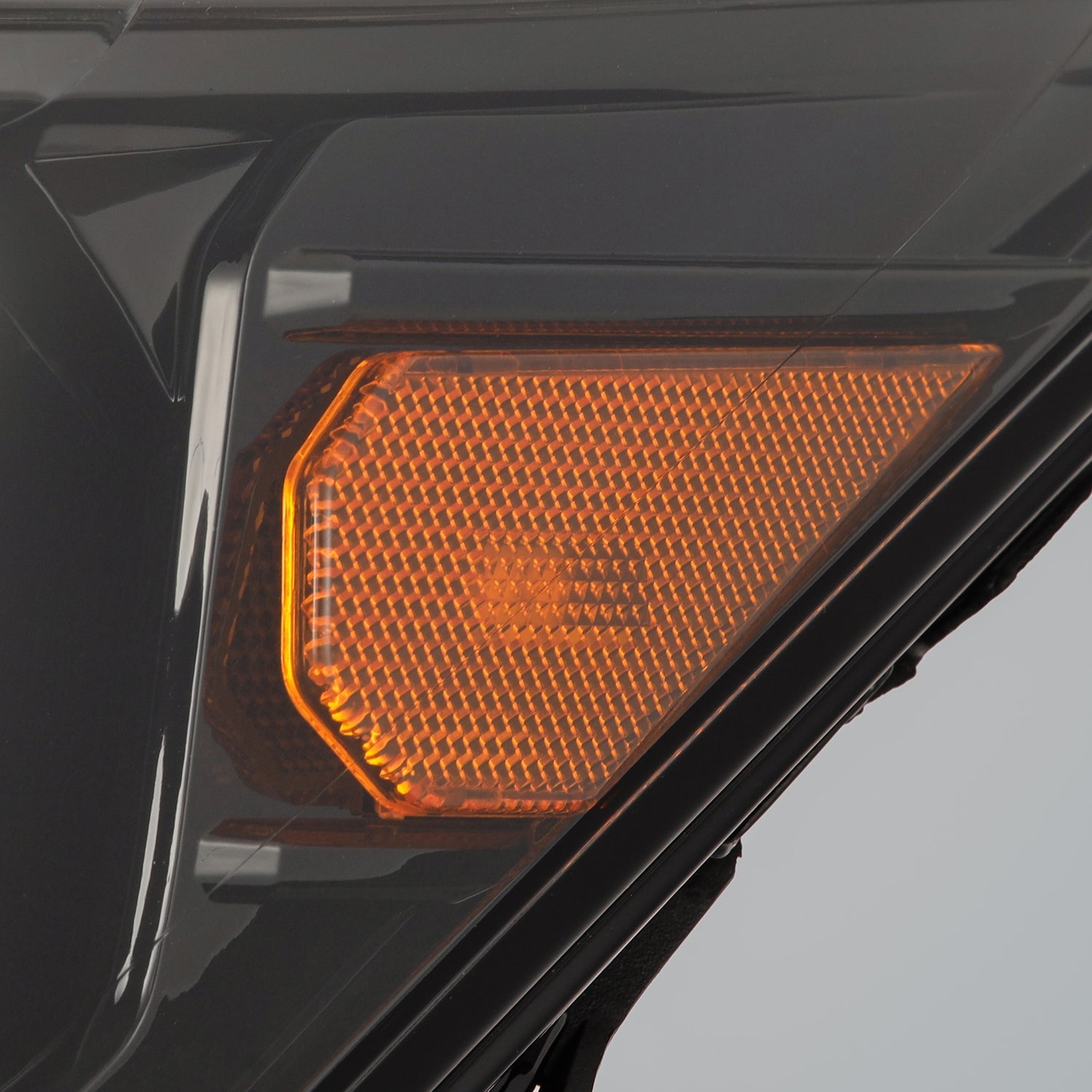 24-25 Toyota 4Runner/Tacoma LUXX-Series LED Projector Headlights Alpha-Black - Apollo Off-Road