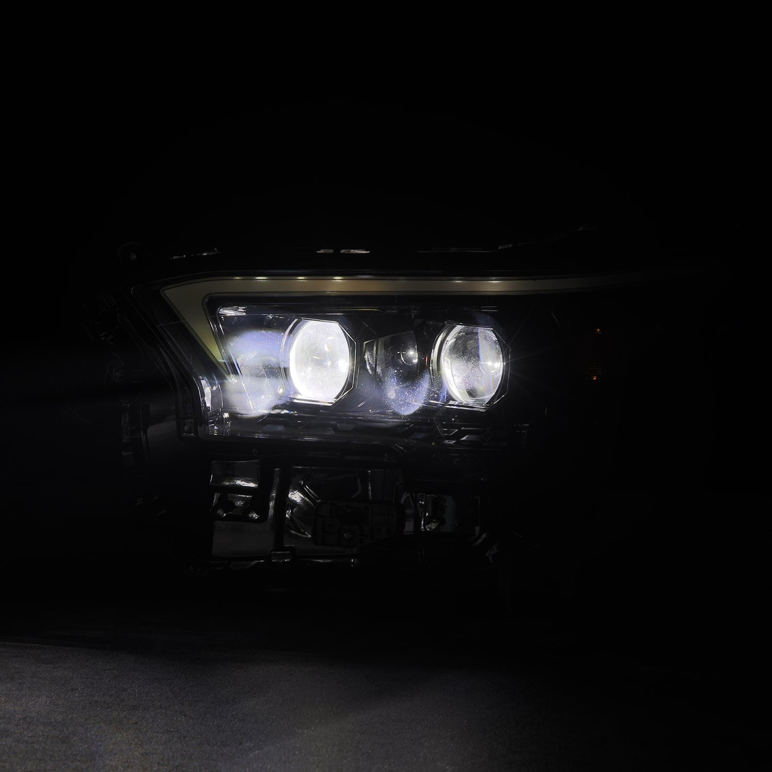 24-25 Toyota 4Runner/Tacoma LUXX-Series LED Projector Headlights Alpha-Black - Apollo Off-Road