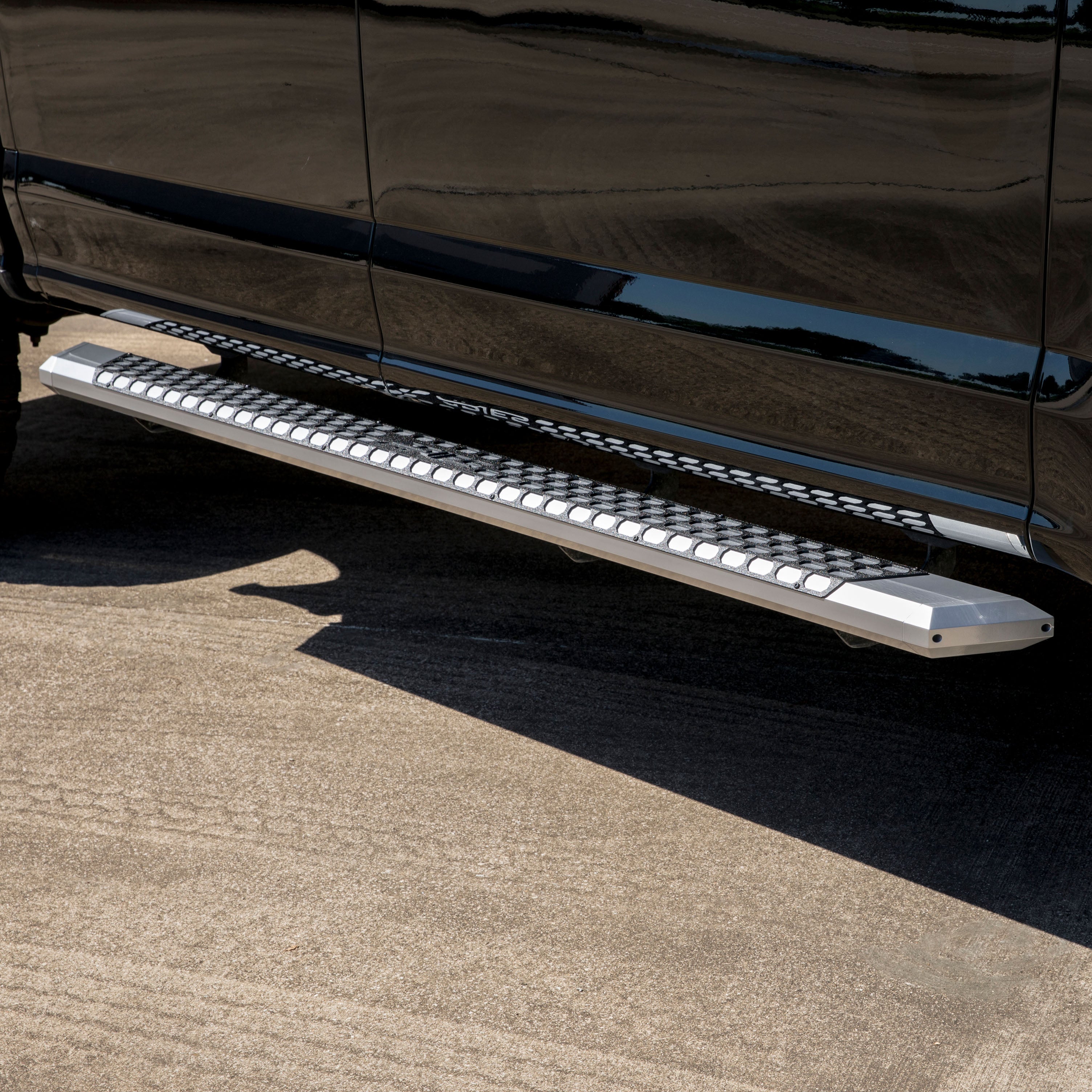 ARIES AdvantEDGE 5-1/2" x 91" Chrome Aluminum Side Bars, 2015-2026 Ford F-150, 2017-2026 Ford F-250/F-350/F-450/F-550 Super Duty, 2022-2025 Ford F-150 Lightning