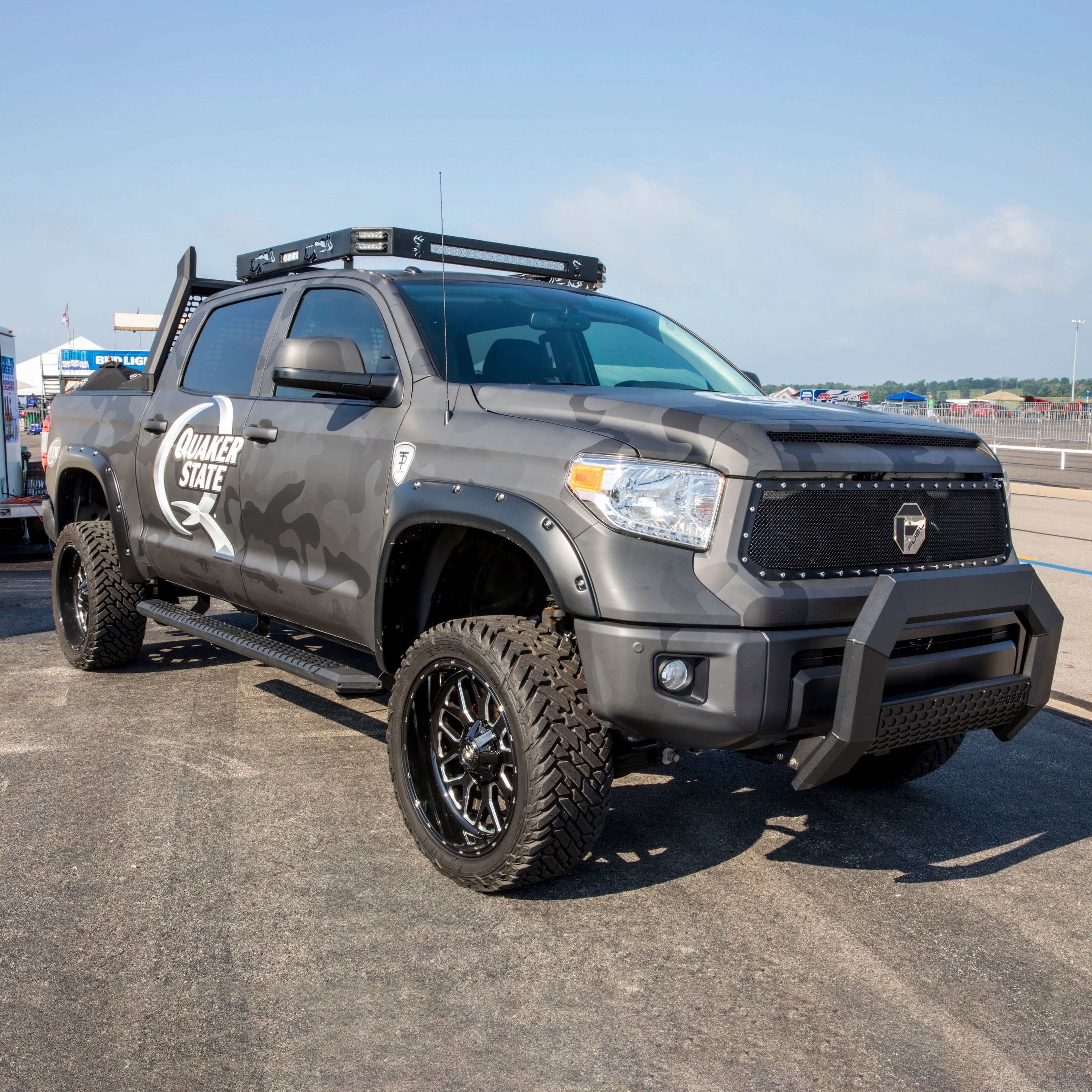 ARIES AdvantEDGE 5-1/2" x 85" Black Aluminum Side Bars, 2007-2021 Toyota Tundra