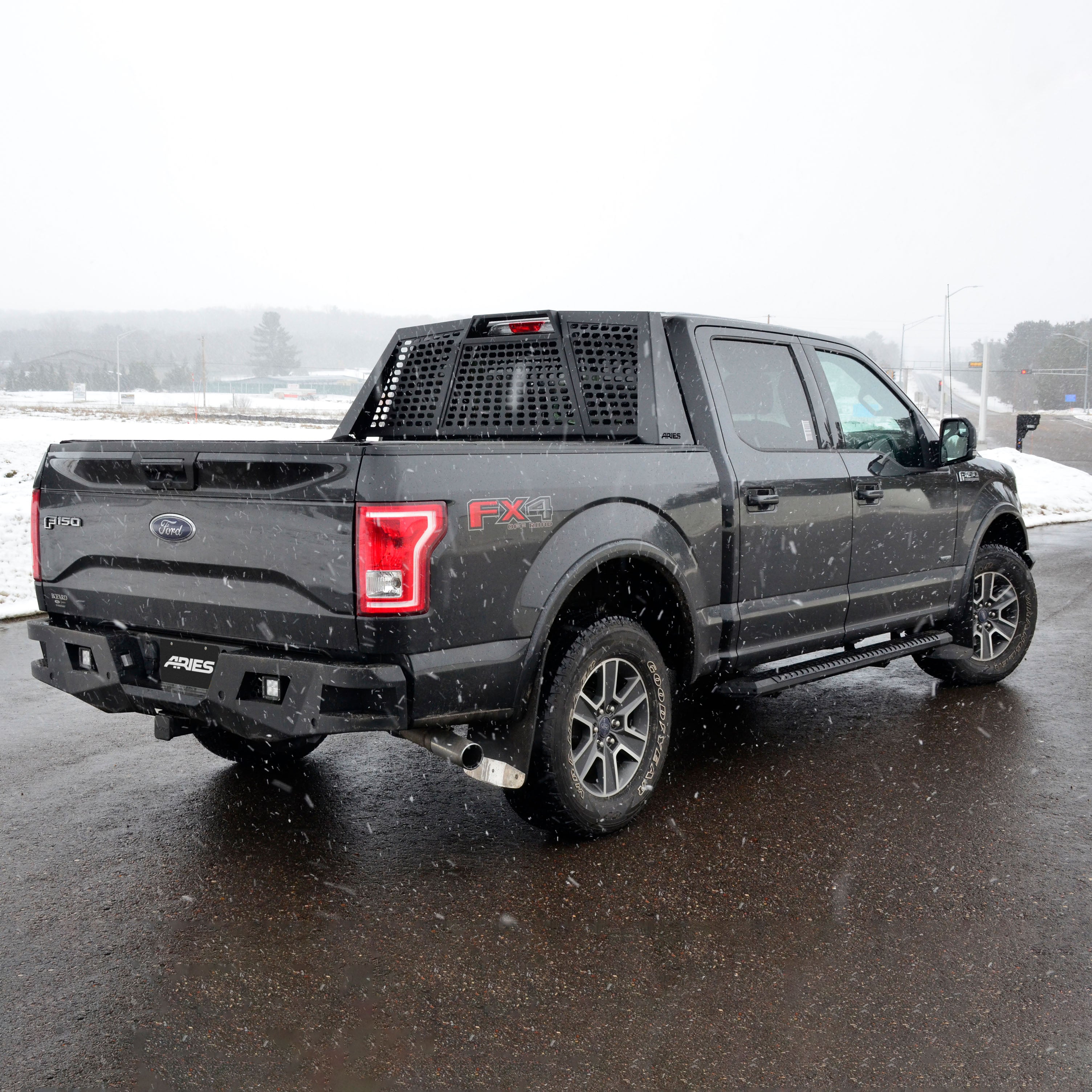 ARIES AdvantEDGE 5-1/2" x 91" Black Aluminum Side Bars, 1999-2016 Ford F-250/F-350/F-450 Super Duty