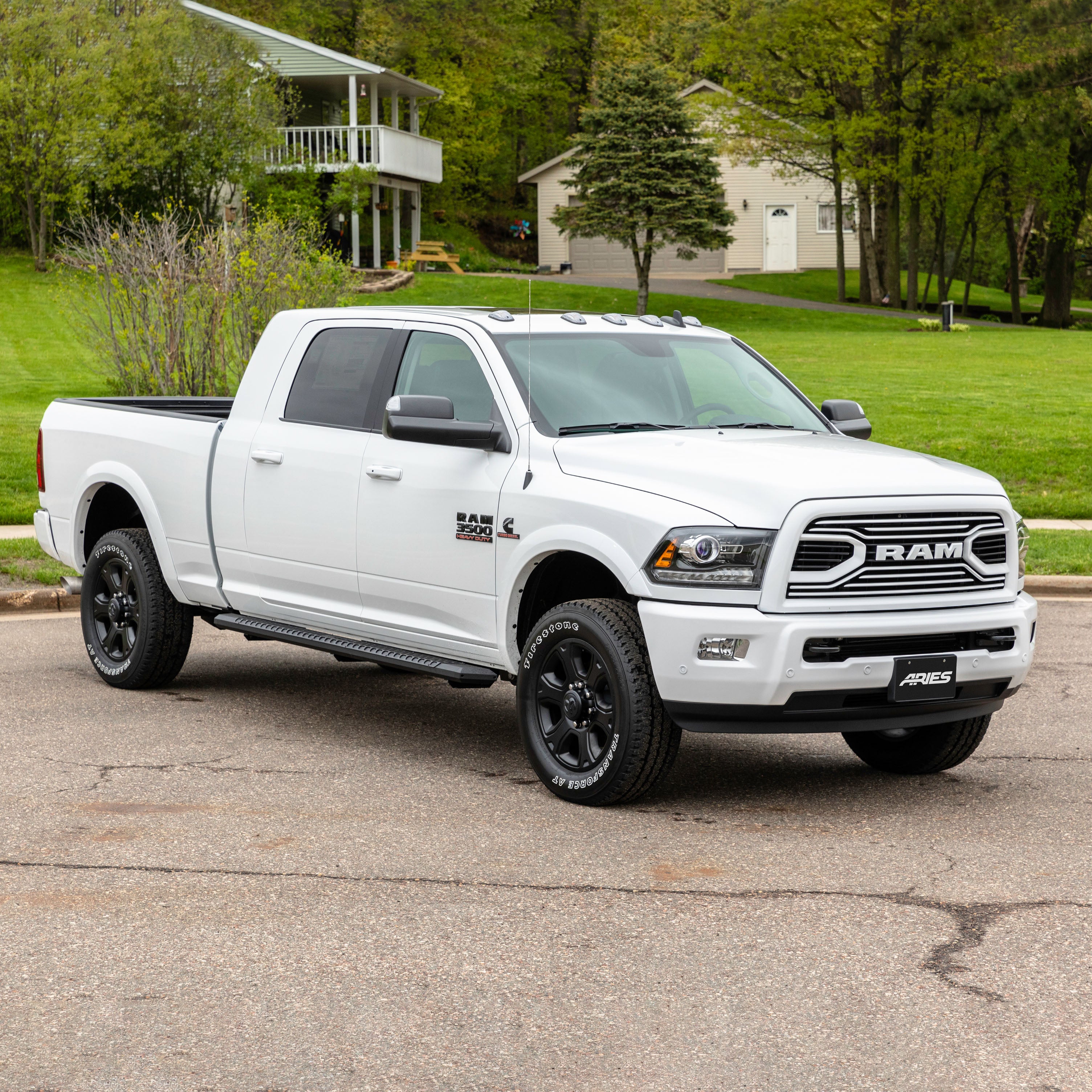 ARIES AdvantEDGE 5-1/2" x 91" Black Aluminum Side Bars, 2019-2026 Ram 2500/3500
