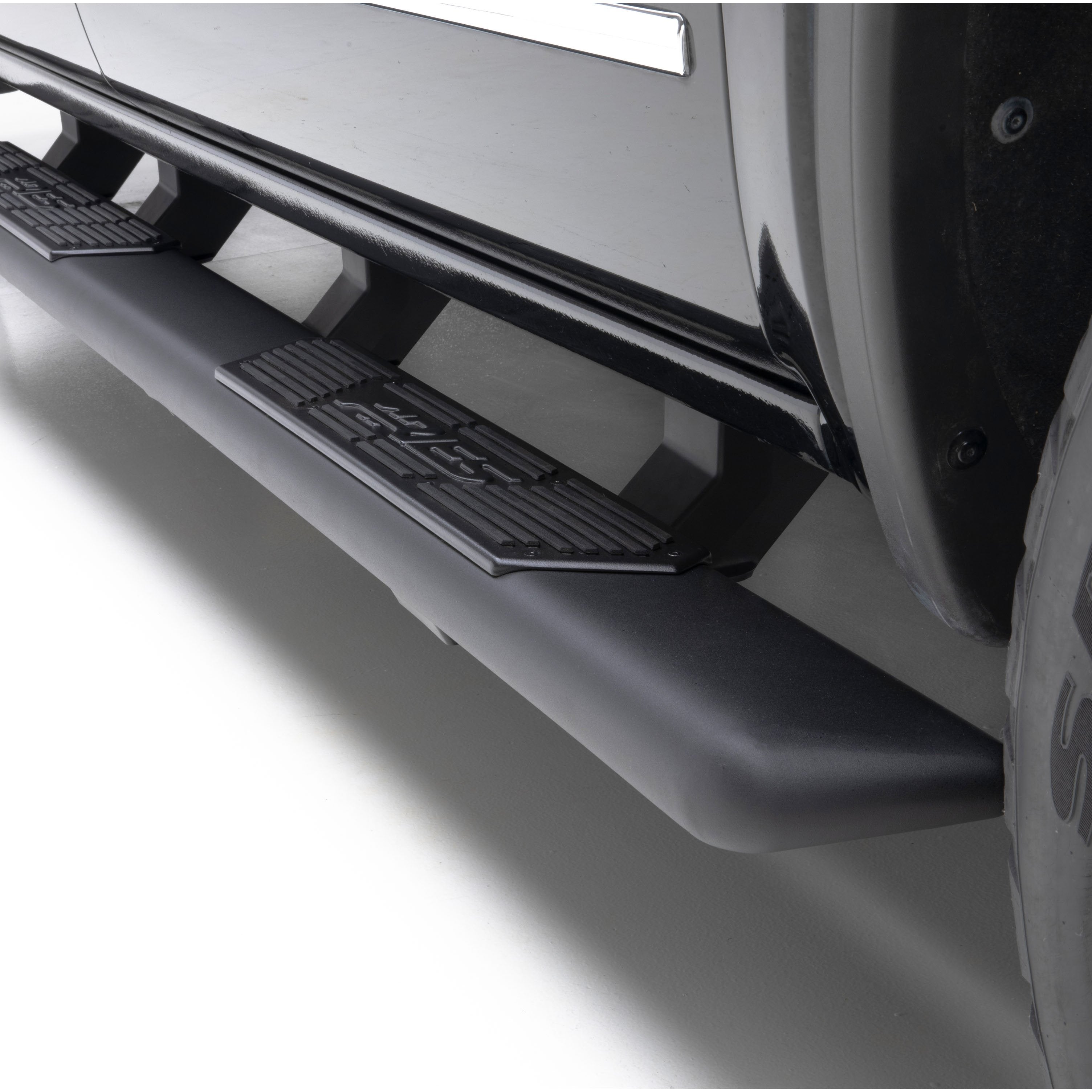 ARIES AscentStep 5-1/2" x 75" Black Steel Running Boards, 2024-2026 Toyota Tacoma