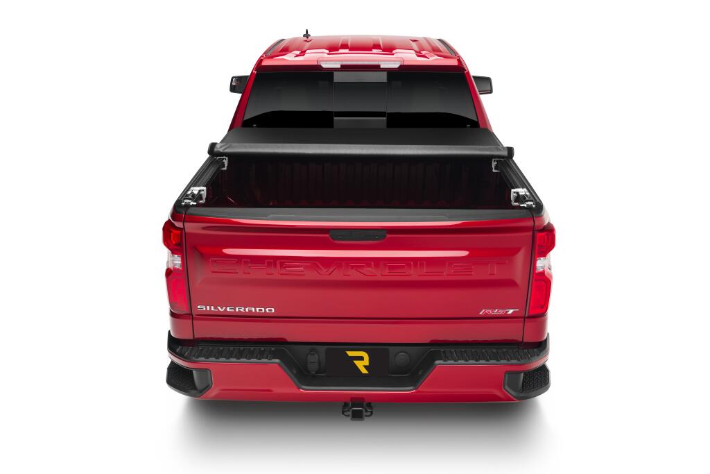 TruXport Tonneau Cover Black 2019 (New Body Style)-2026 Silverado/Sierra (without CarbonPro Bed) 5 Foot 9 Inch Bed Truxedo