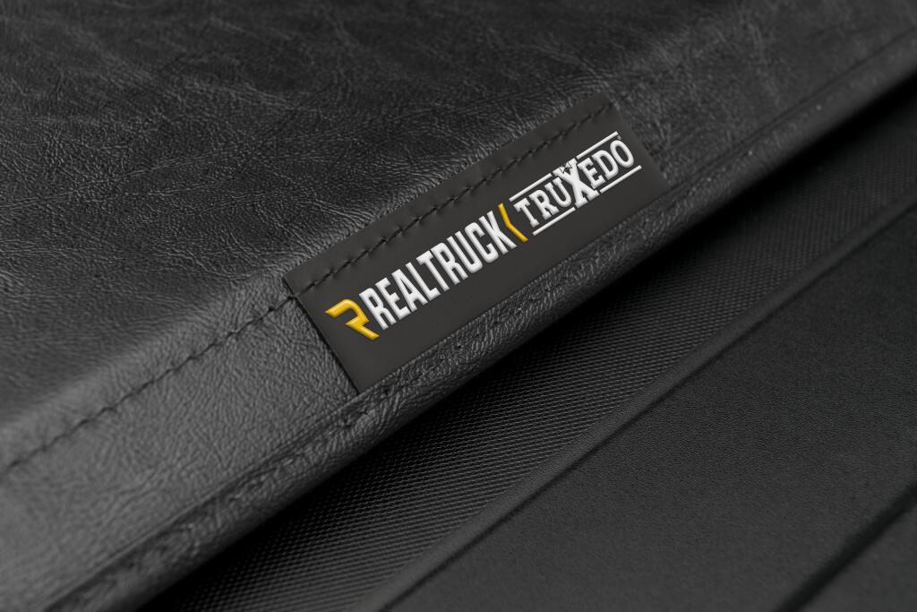 TruXport Tonneau Cover Black 2019 (New Body Style)-2026 Silverado/Sierra 1500 6 Foot 7 Inch Bed Truxedo