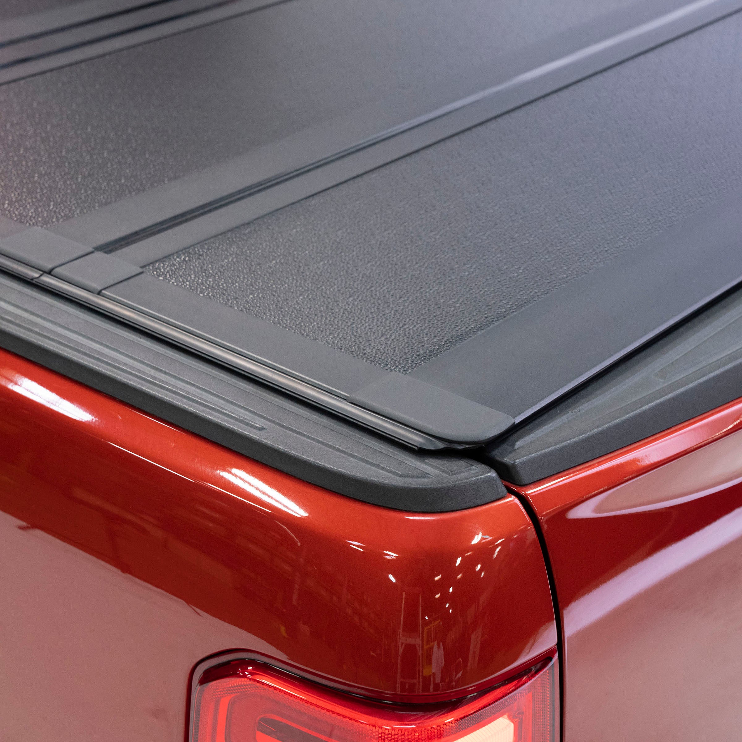 Bed Guard Folding Tonneau Cover 2019-2022 Ford Ranger Smittybilt