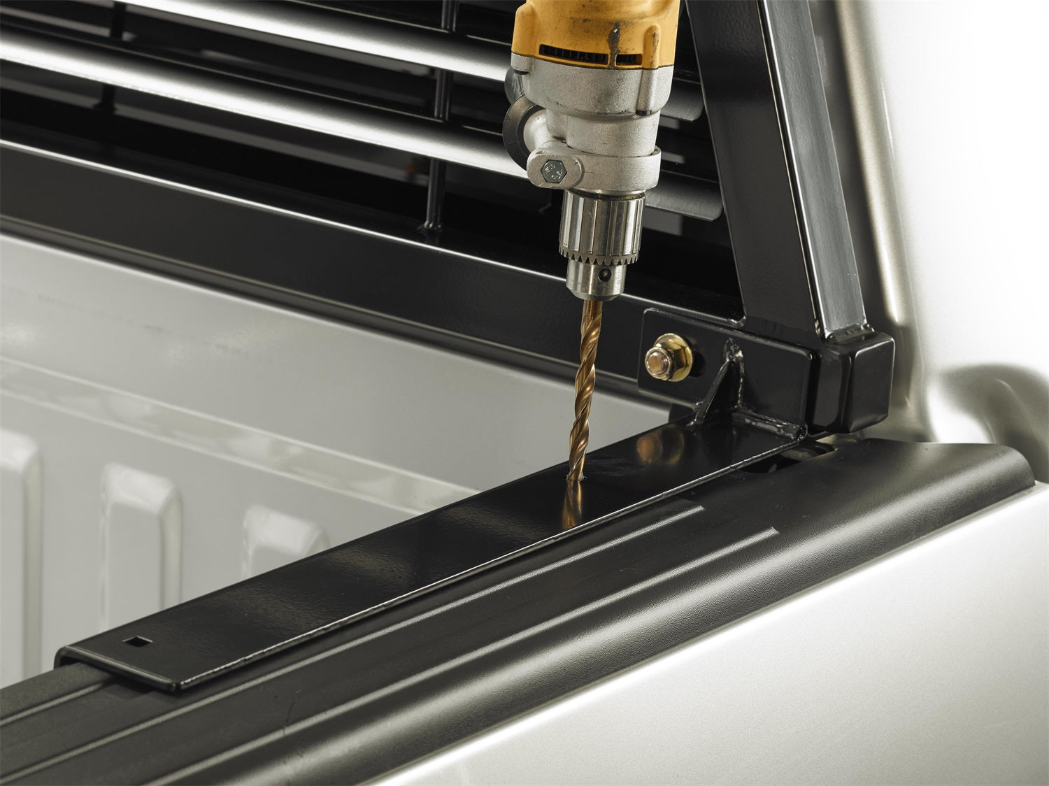 Hardware Kit Low Profile w/21 Inch toolbox 08-18 Silverado/Sierra 1500/07-19 Silverado/Sierra HD/02-24 Ram w/o Rambox Backrack