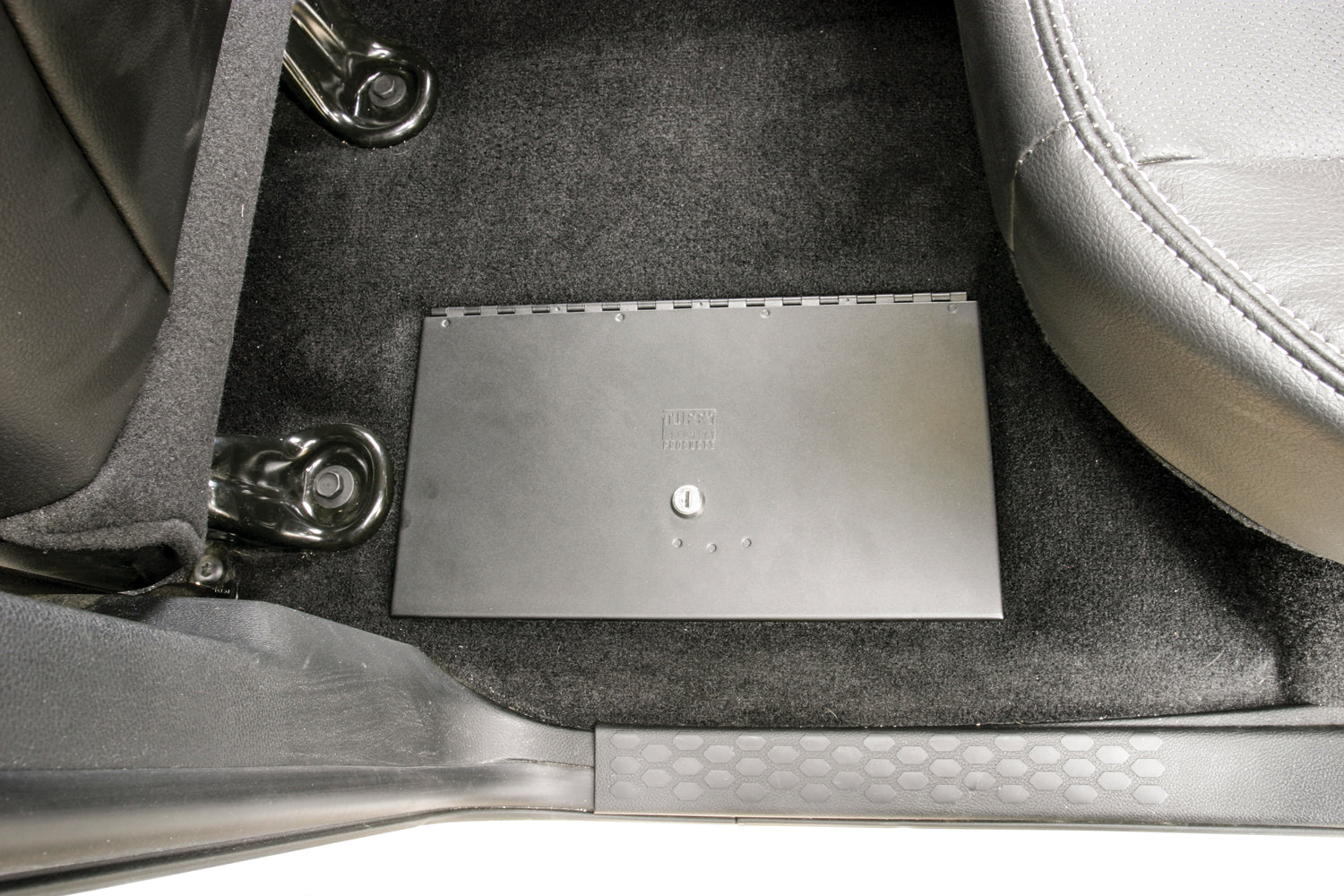 In-Floor Locking Cargo Lid 09-25 Ram 1500/2500/3500 Crew Cab Exc.Mega Cab Black Tuffy Security Products