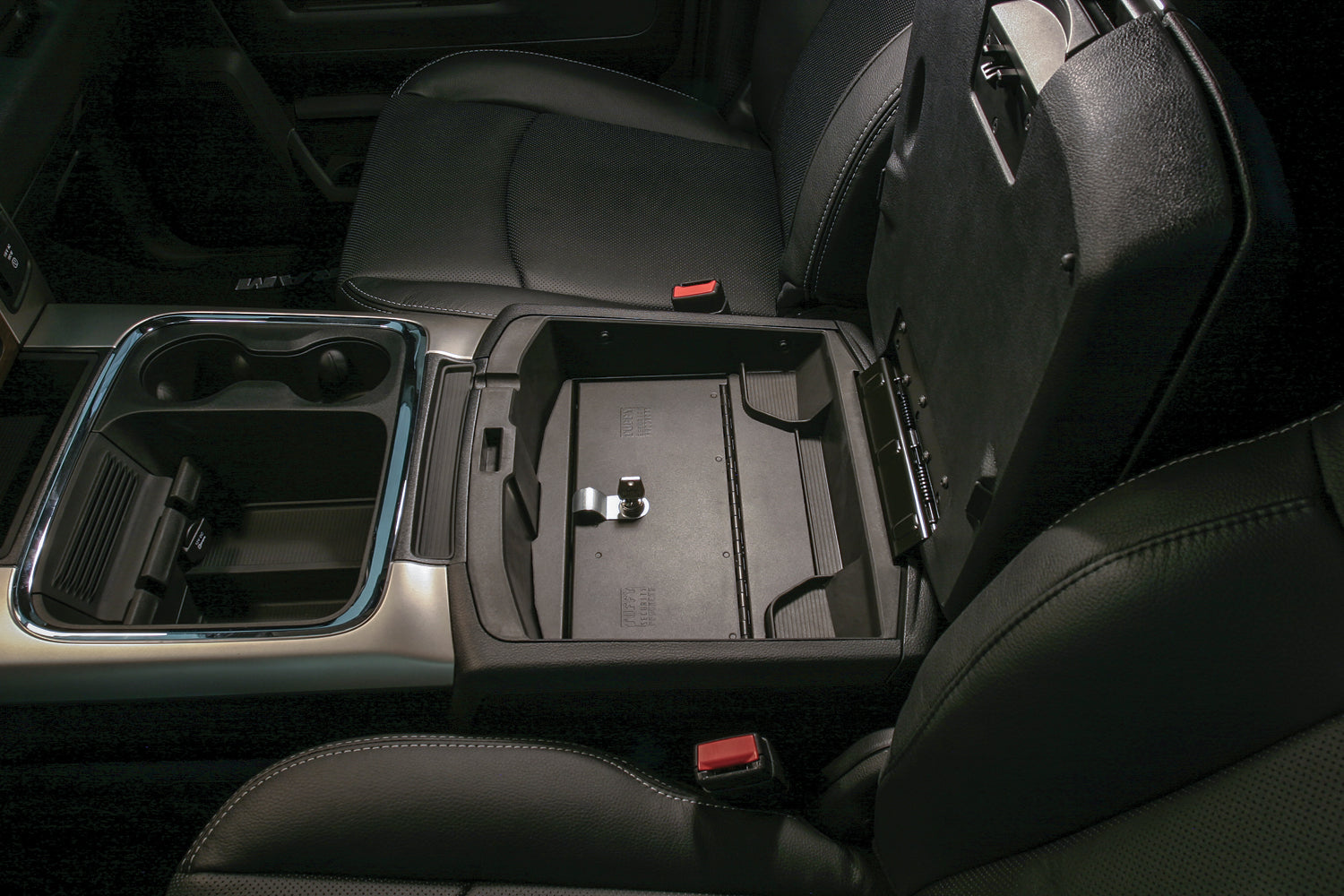 Console Safe 09-10 Ram 1500 11-18 1500 19 1500 Classic 10-21 2500/3500 w/ Fixed Floor Console w/o Installed Remote CD Player Black Tuffy Security Products