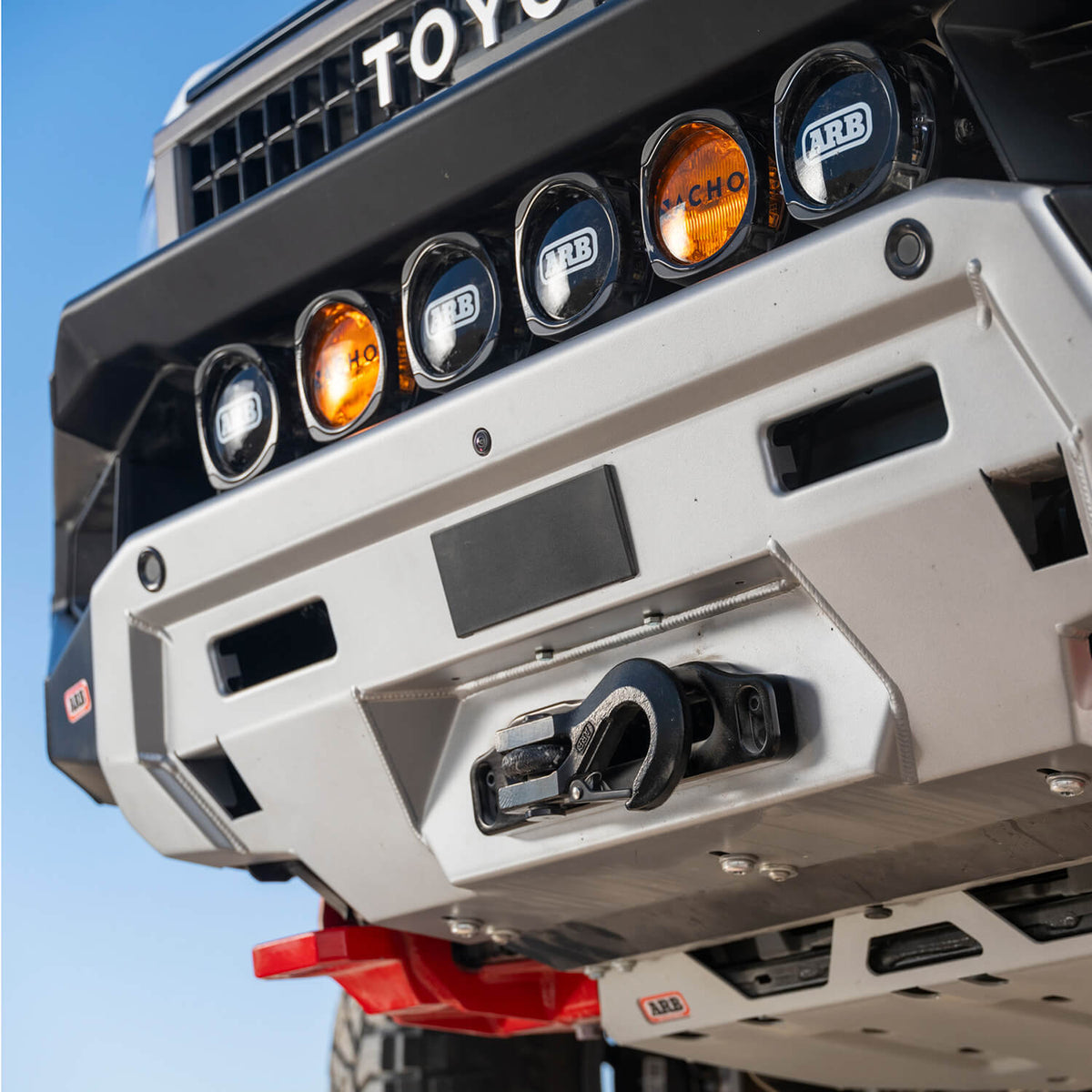 24-26 Toyota Land Cruiser Zenith Winch Bumper - Apollo Off-Road