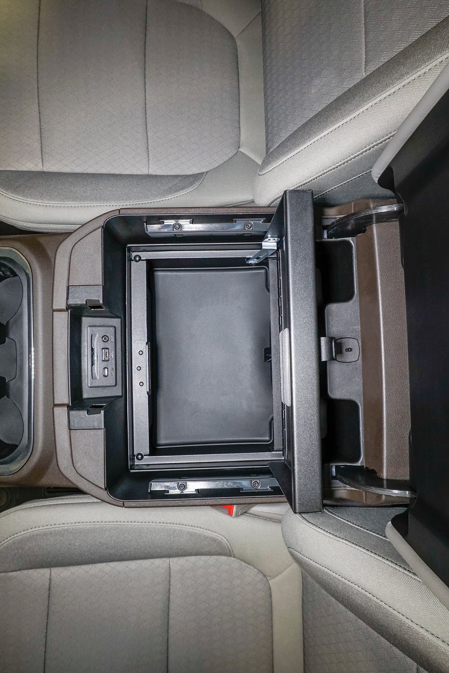 Console Safe Chevy/GMC Silverado/Sierra w/o Wireless Charging Pad 2019-2025 | Standard KeyTuffy Security Products