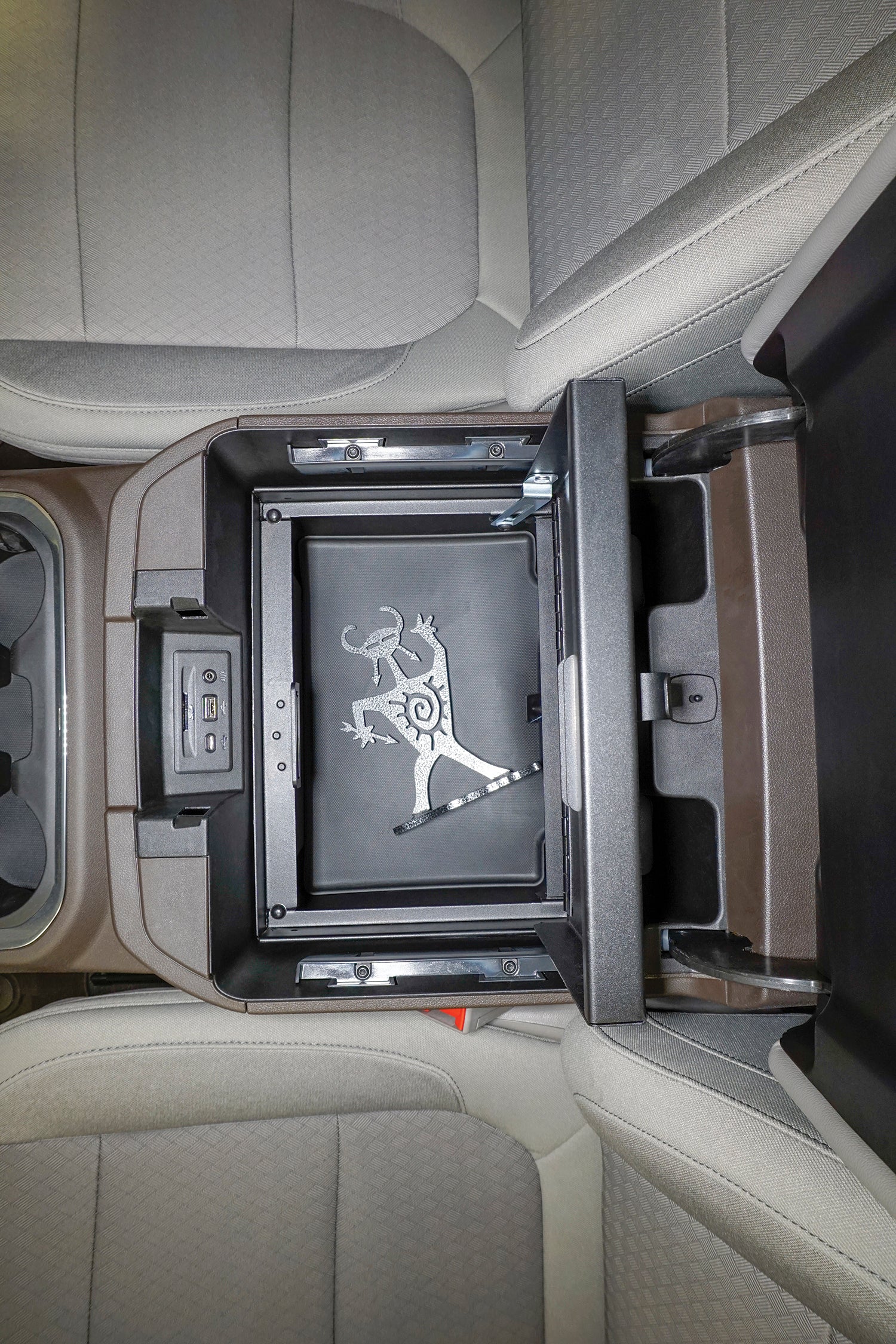 Console Safe Chevy/GMC Silverado/Sierra w/o Wireless Charging Pad 2019-2025 | Standard KeyTuffy Security Products