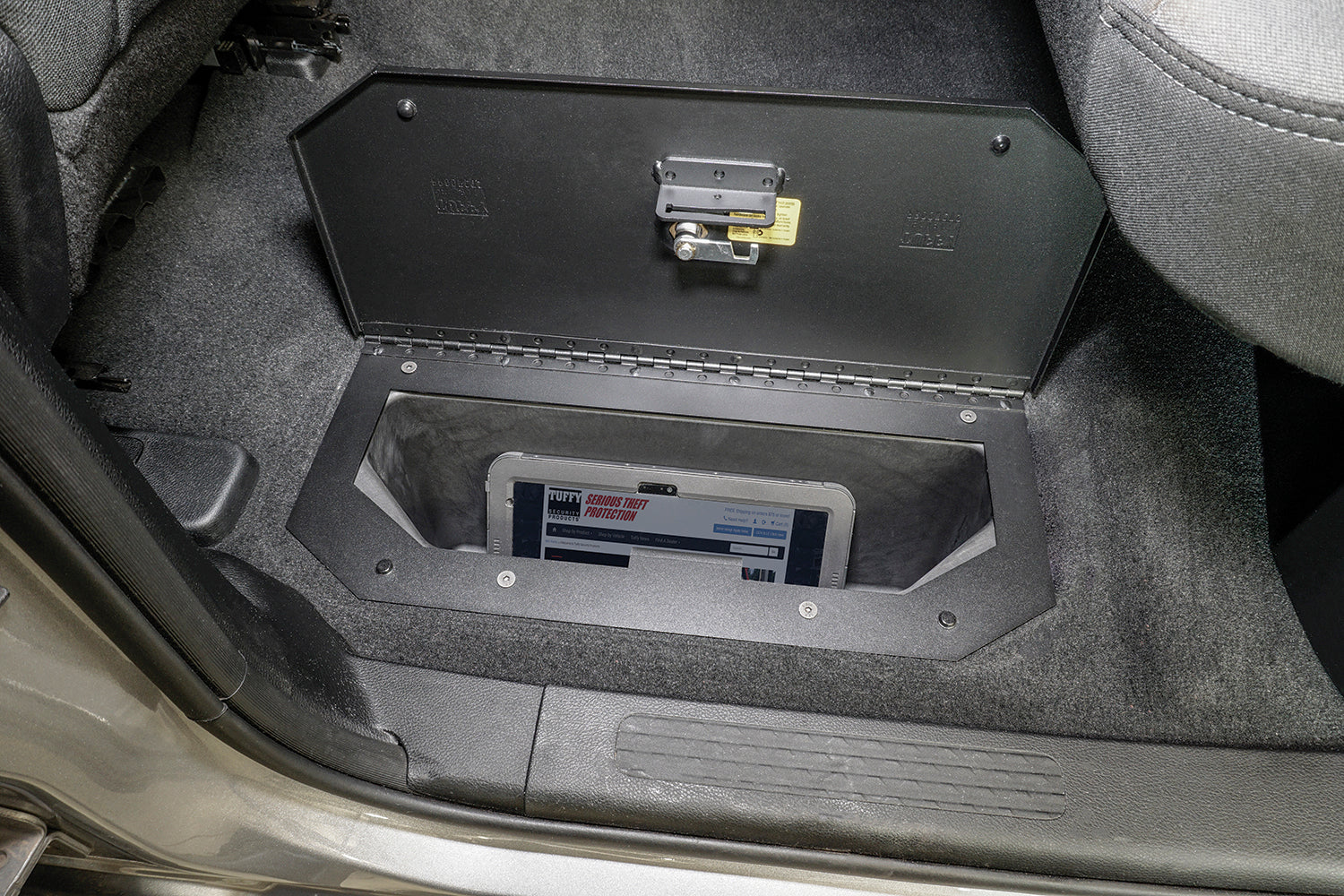 In-Floor Locking Cargo Lid 19-23 1500 Crew Cab {Exc. Classic} Black Tuffy Security Products