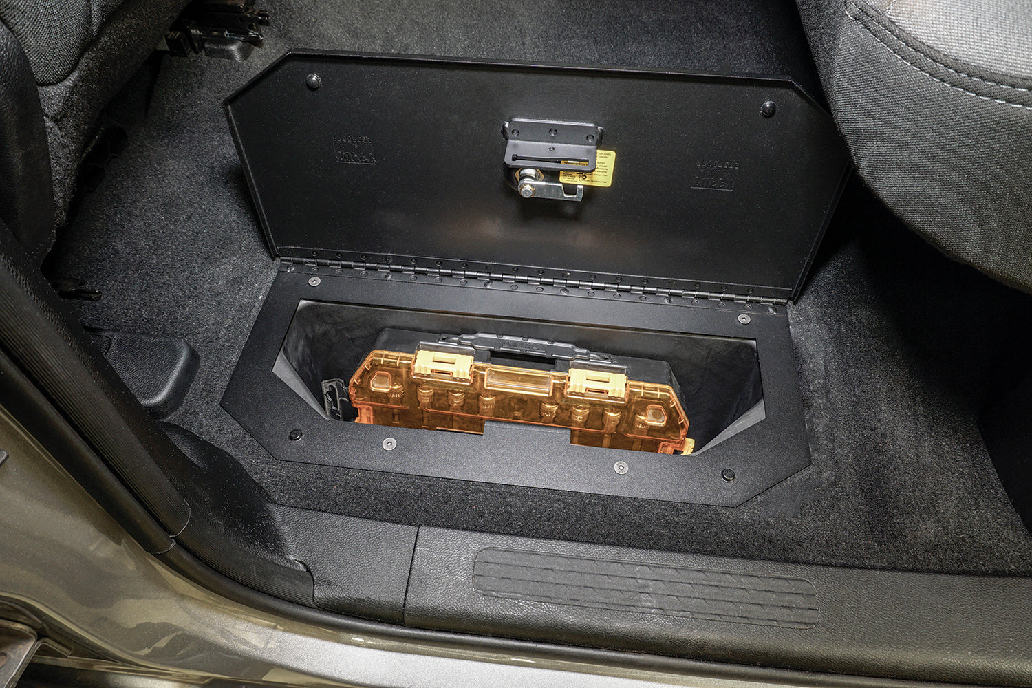 In-Floor Locking Cargo Lid 19-23 1500 Crew Cab {Exc. Classic} Black Tuffy Security Products