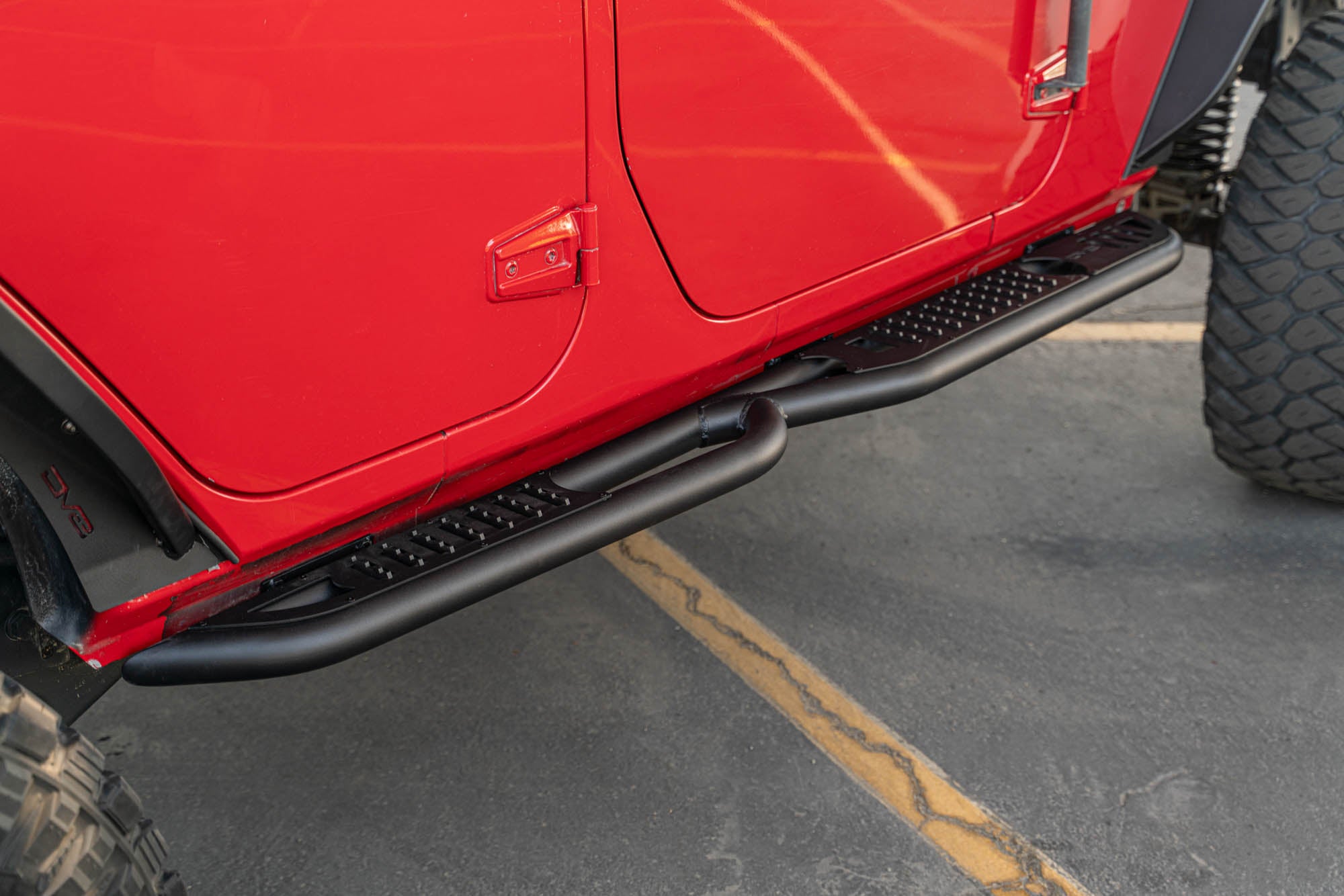4-Door Jeep Wrangler JK OE Plus Side Steps - Apollo Off-Road