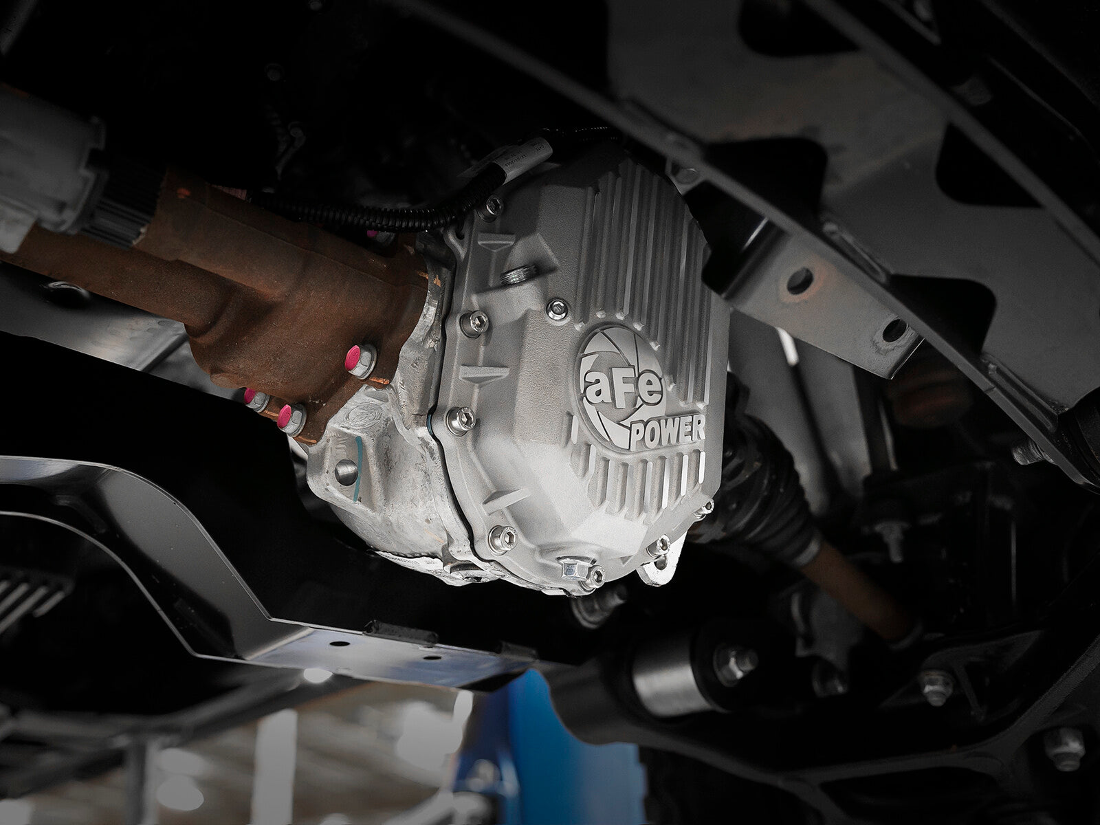 Street Series Front Differential Cover Raw w/ Machined Fins GM 2500/3500 11-20 V8-6.0L/6.6L (Aam 9.25)