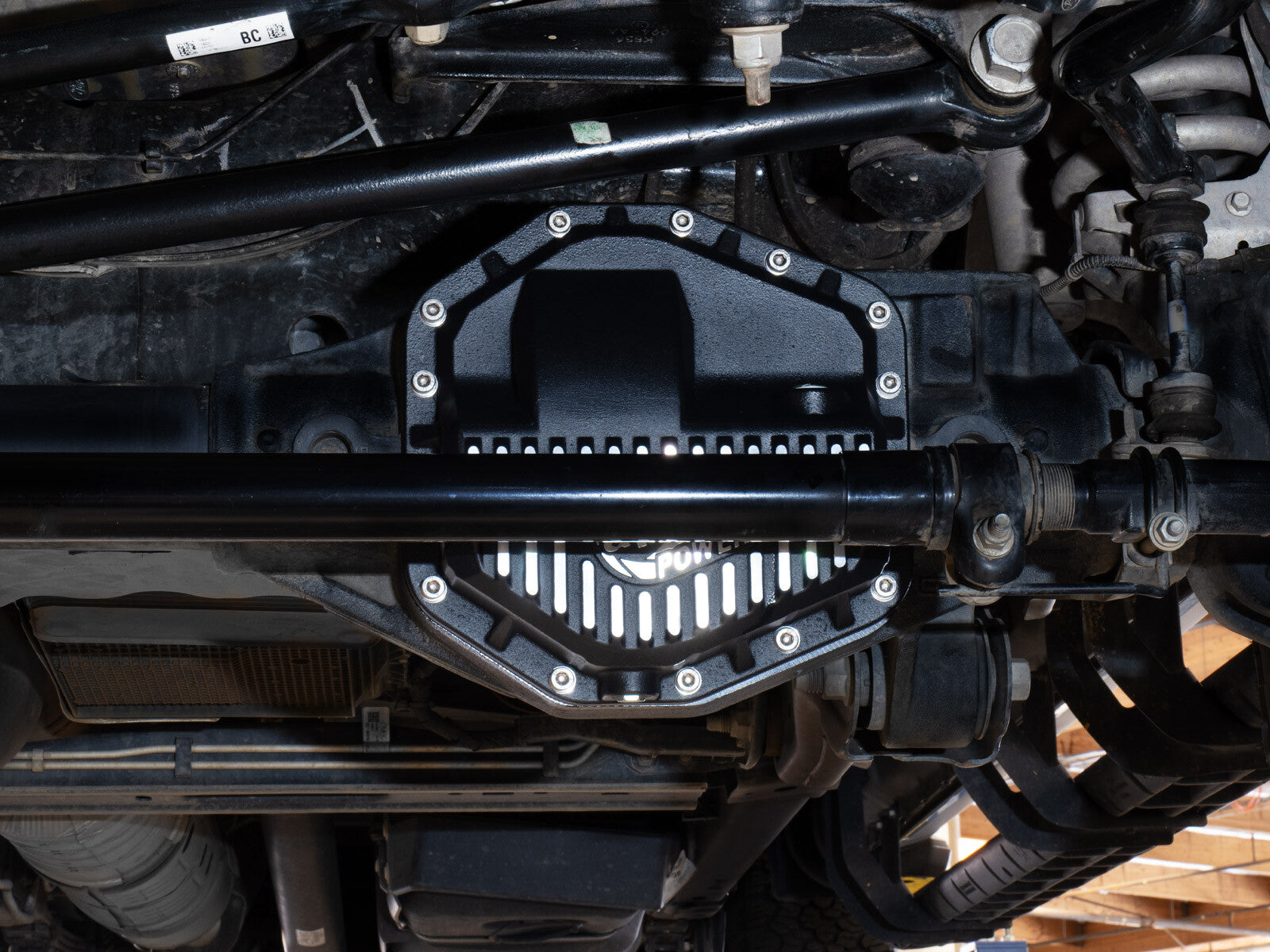 Pro Series Front Differential Cover Black w/ Machined Fins Ford F-250/350 23-26