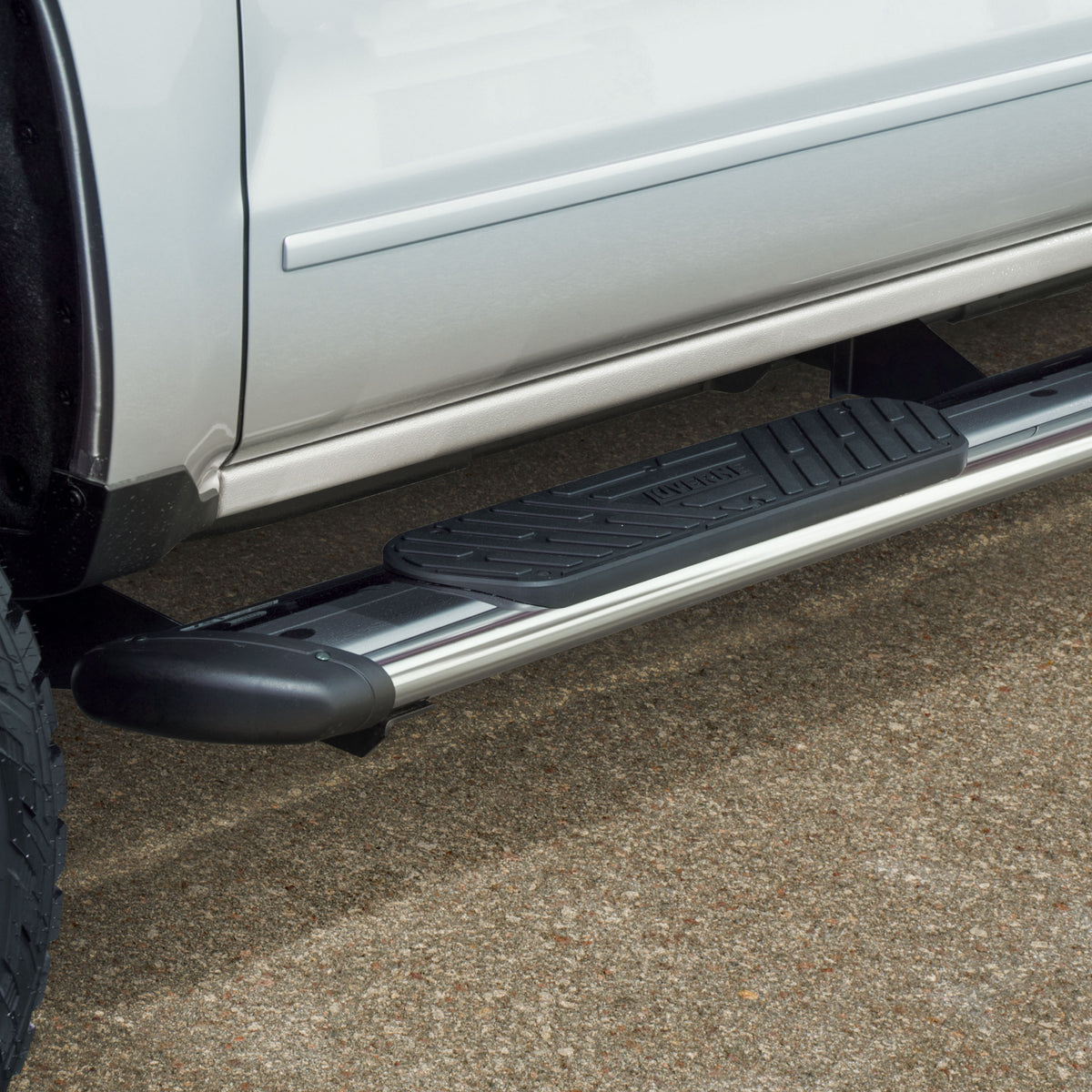 LUVERNE Regal 7 Stainless 102" W2W Steps, 2022-2025 Ford F-150 Lightning