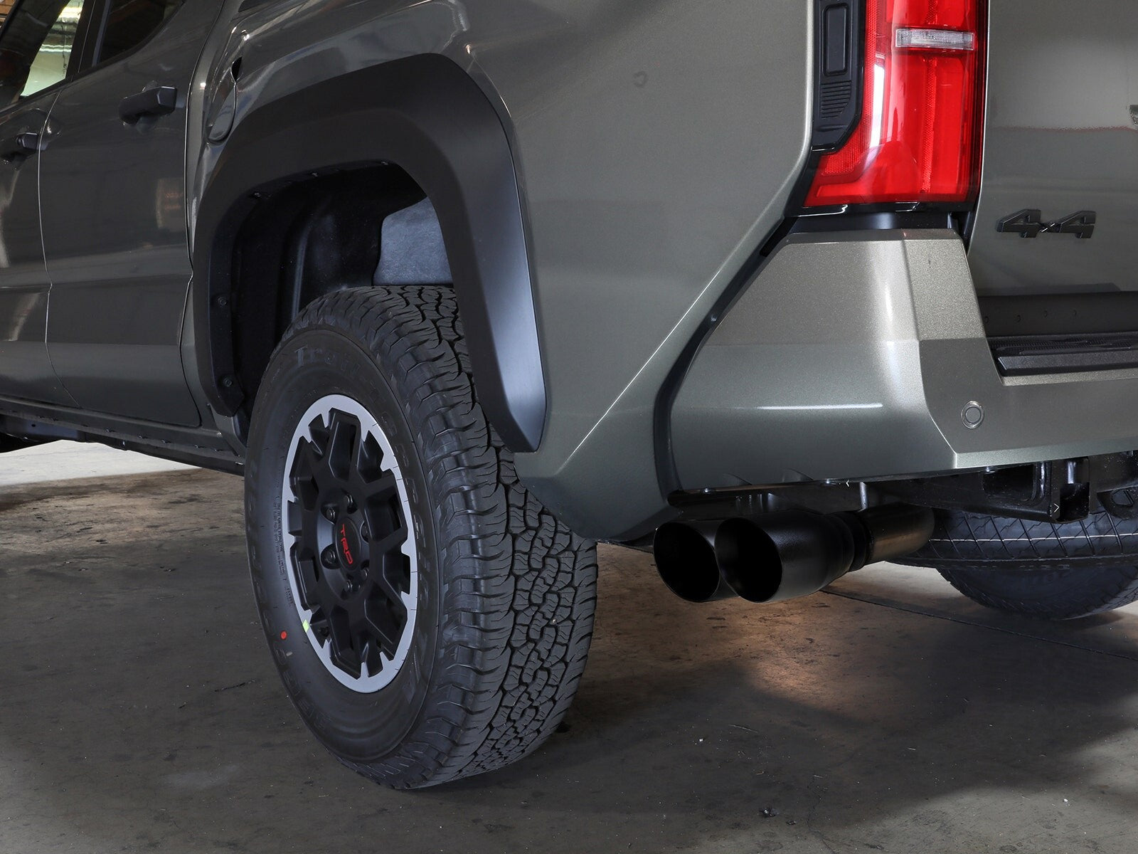 Vulcan Series 2-1/2 Inch to 3 Inch Stainless Steel Cat-Back Exhaust Toyota Tacoma 24-26 L4-2.4L Turbo Slant Cut