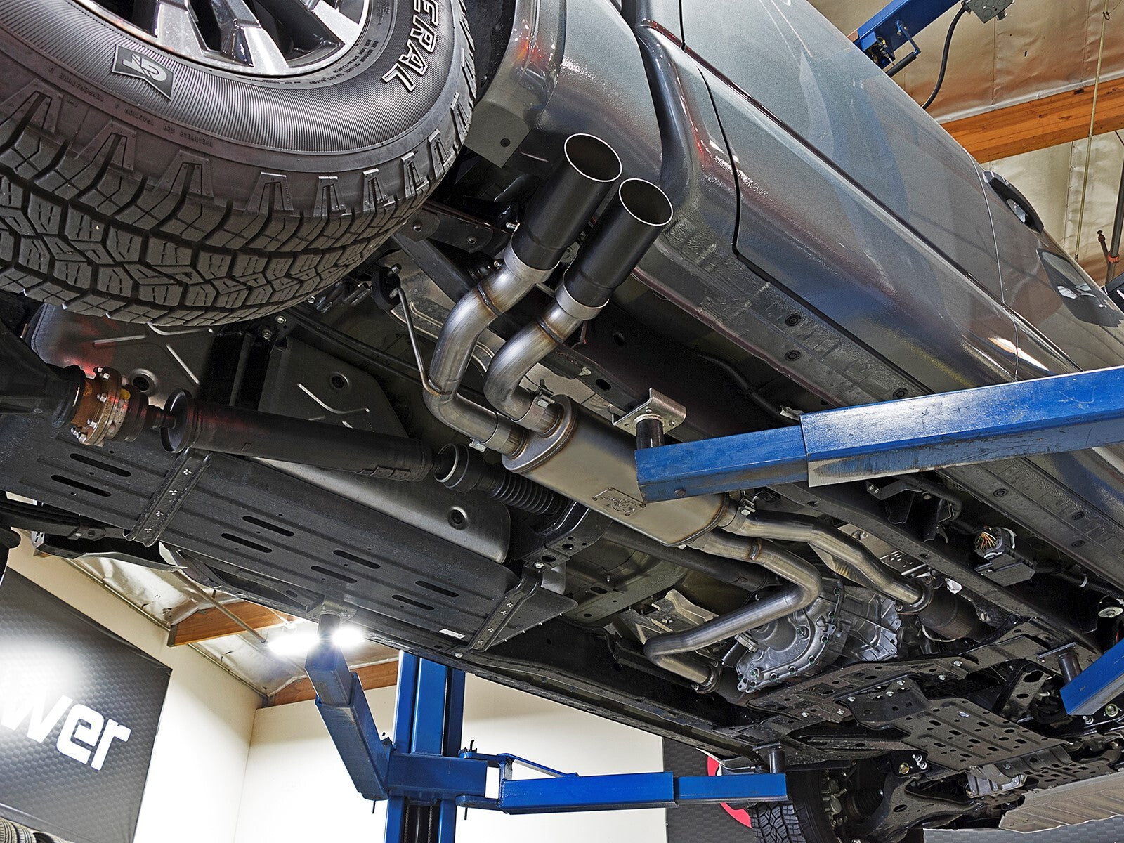 Rebel Series 2-1/2 Cat-Back Exhaust System Nissan Titan 17-24 V8-5.6L