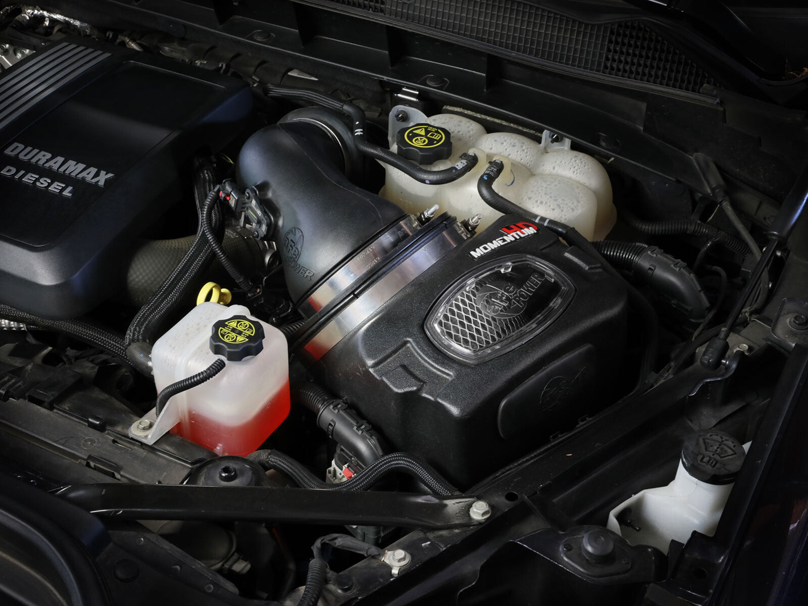 Momentum HD Cold Air Intake System w/ Pro Dry S Filter GM Trucks/SUVs 20-26 L6-3.0L Turbo Diesel LM2/LZ0
