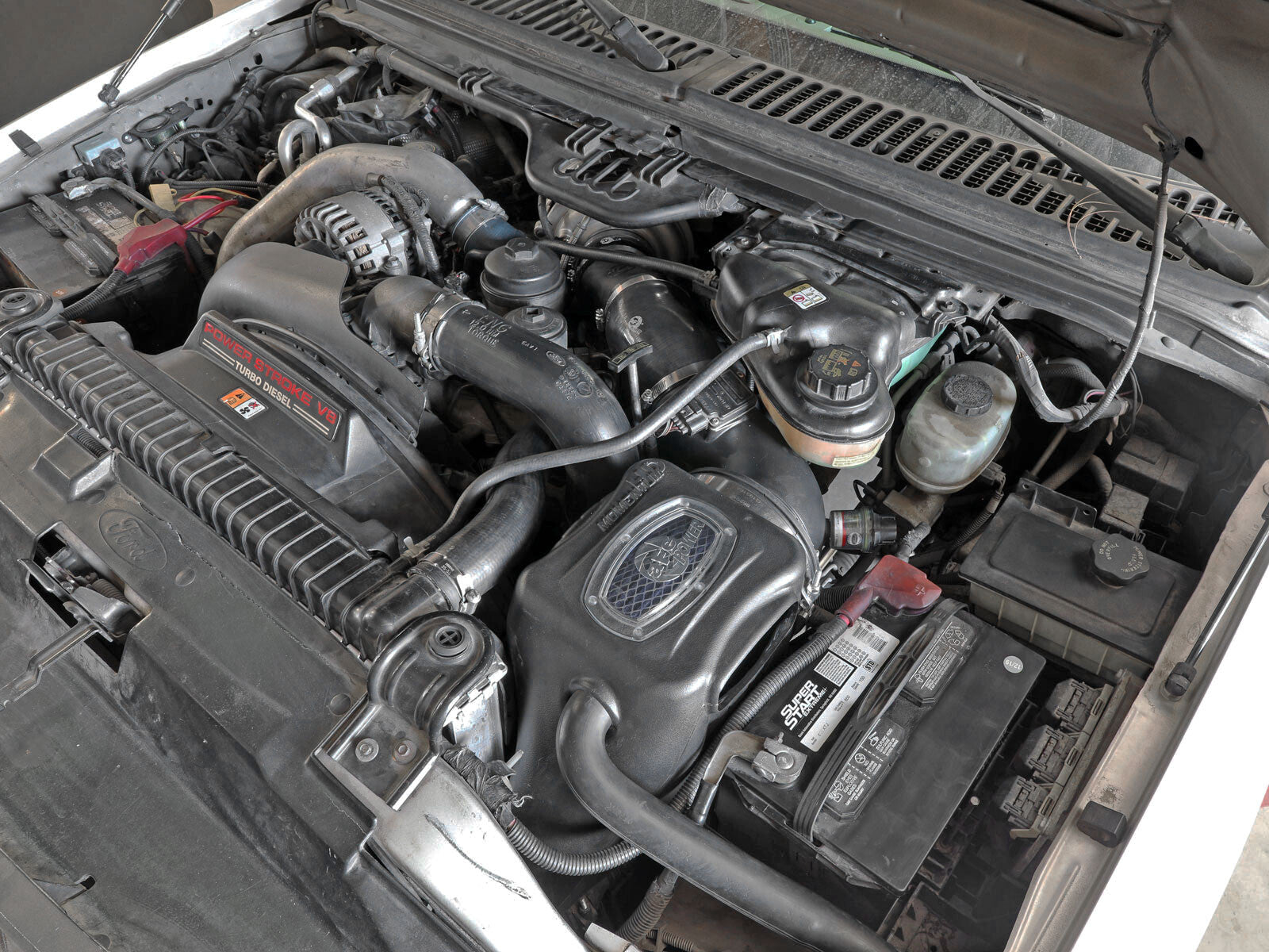 Momentum HD Cold Air Intake System w/ Pro 10R Filter Ford Diesel Trucks 03-07 V8-6.0L Turbo Diesel