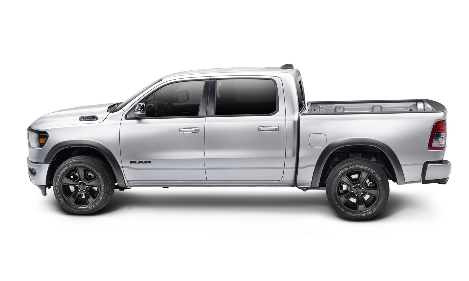 Black OE Style Smooth Finish 4-Piece Fender Flare Set For 2019-2022 Ram 1500 Will Not Fit Rebel And Trx Models Bushwacker