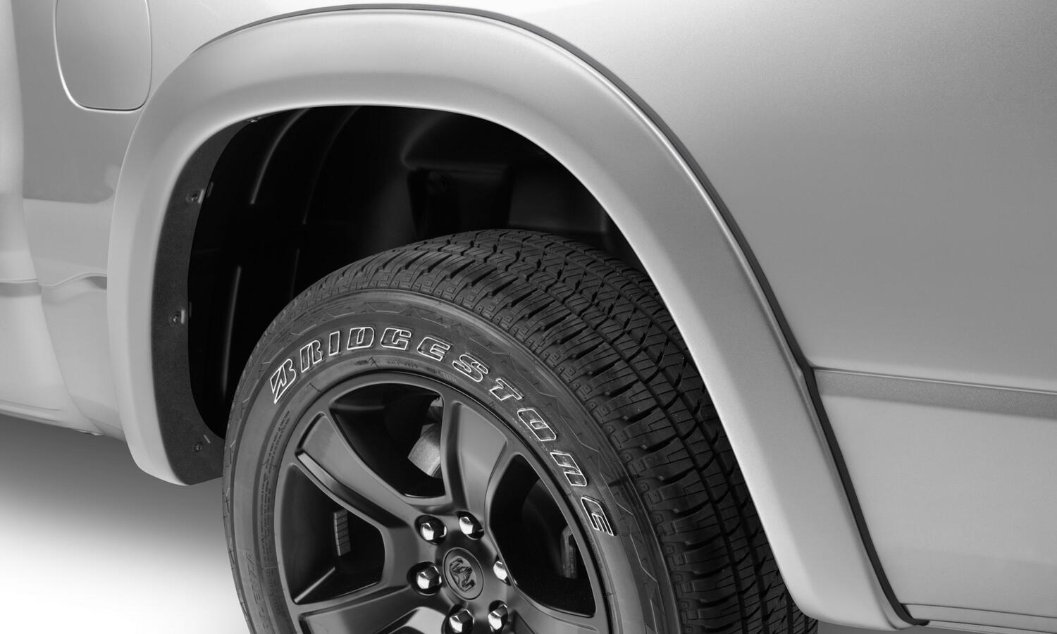 Oe Style Color Matched Billet Silver Metallic 4-Piece Fender Flare Set For 20-22 Ram 1500 Will Not Fit Rebel And Trx Models Bushwacker