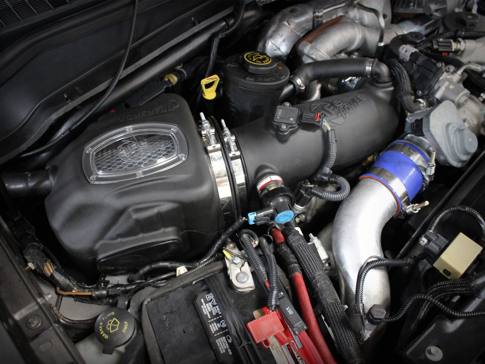 Momentum HD Cold Air Intake System w/ Pro Dry S Filter Ford Diesel Trucks 08-10 V8-6.4L Turbo Diesel