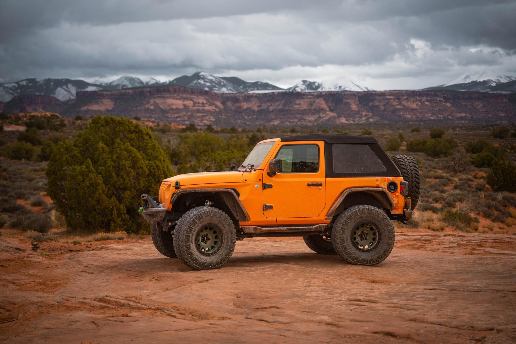 Trektop Glide 2-Door for JL Jeep 2018-26 Wrangler JL Premium Black Twill Bestop