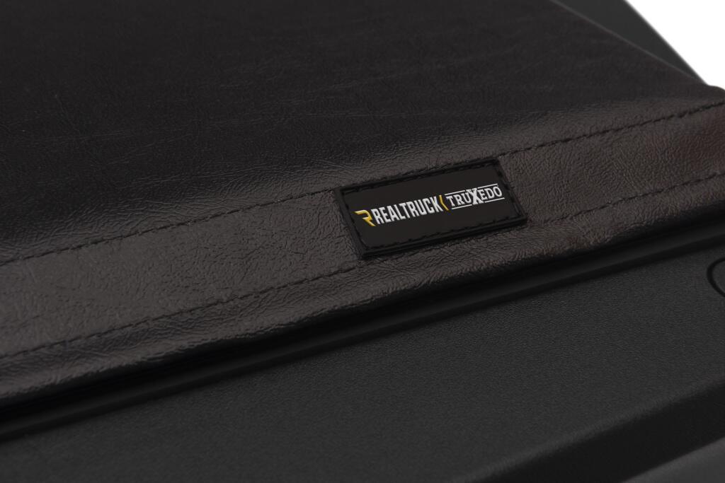 Lo Pro Tonneau Cover Black Tonneau Cover 2005-2015 Toyota Tacoma 5 Foot Bed Truxedo