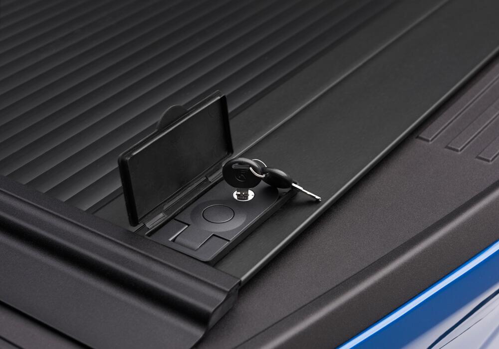 RetraxOne MX Retractable Tonneau Cover Matte One Piece Polycarbonate Finish 2022-2026 Nissan Frontier 6' 1 inch Bed with or without Utili-Track System without Stake Pockets