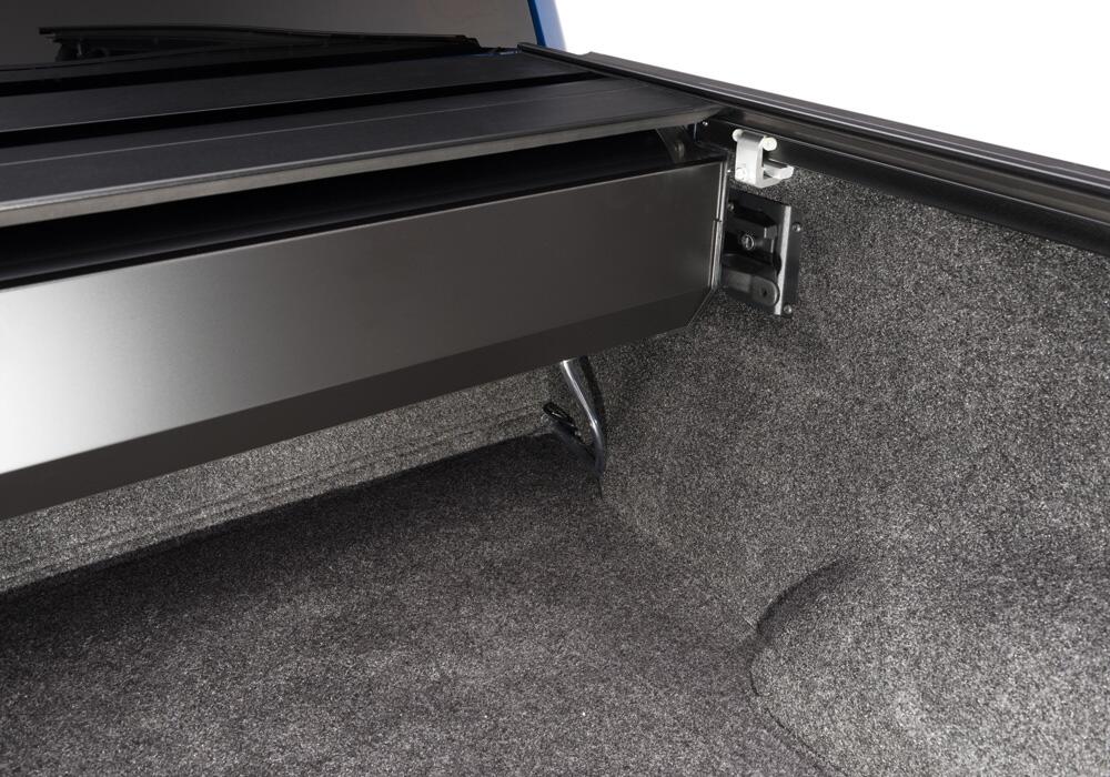 RetraxOne MX Retractable Tonneau Cover Matte One Piece Polycarbonate Finish 2022-2026 Nissan Frontier 6' 1 inch Bed with or without Utili-Track System without Stake Pockets
