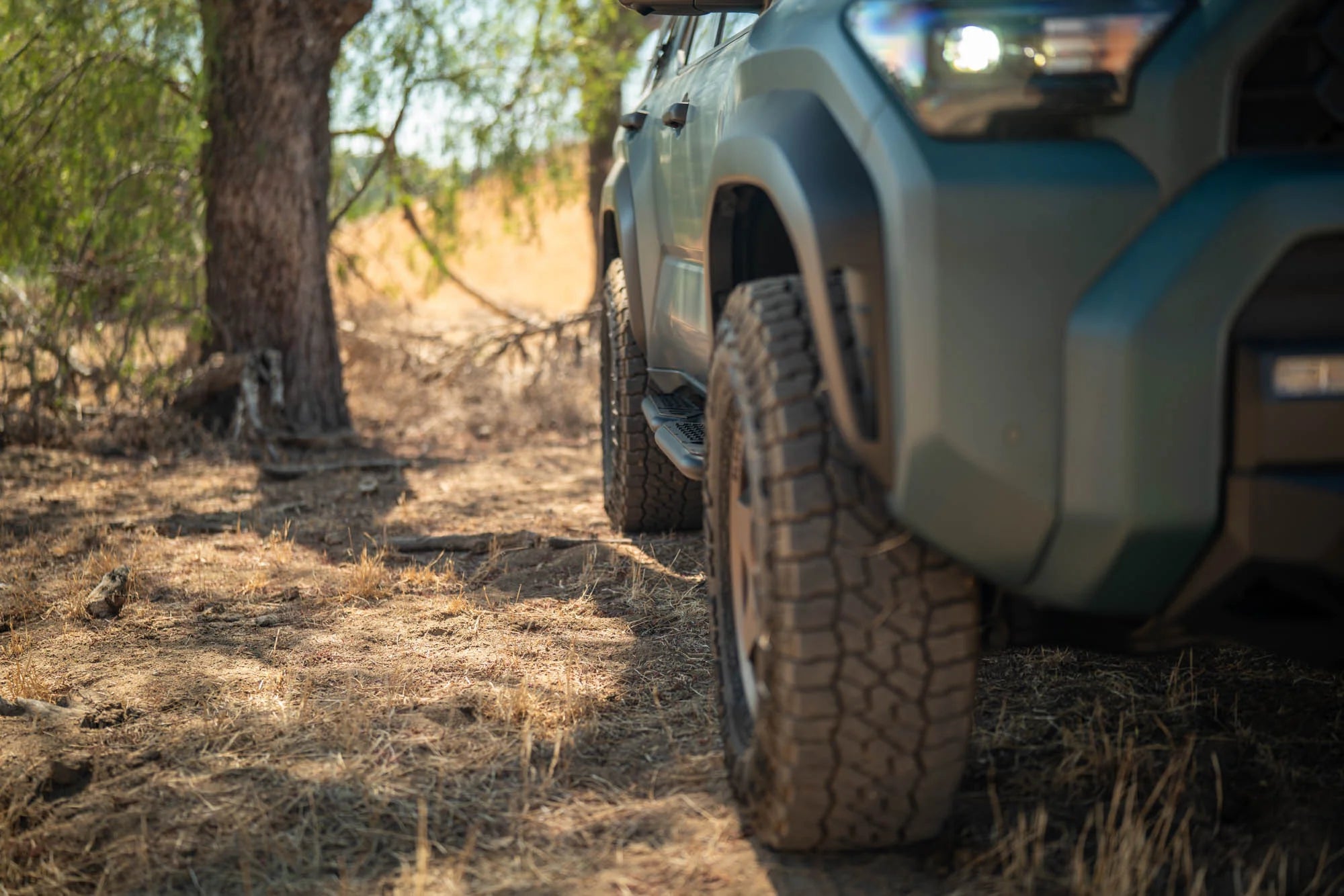 2025 Toyota 4Runner OE Plus Side Steps