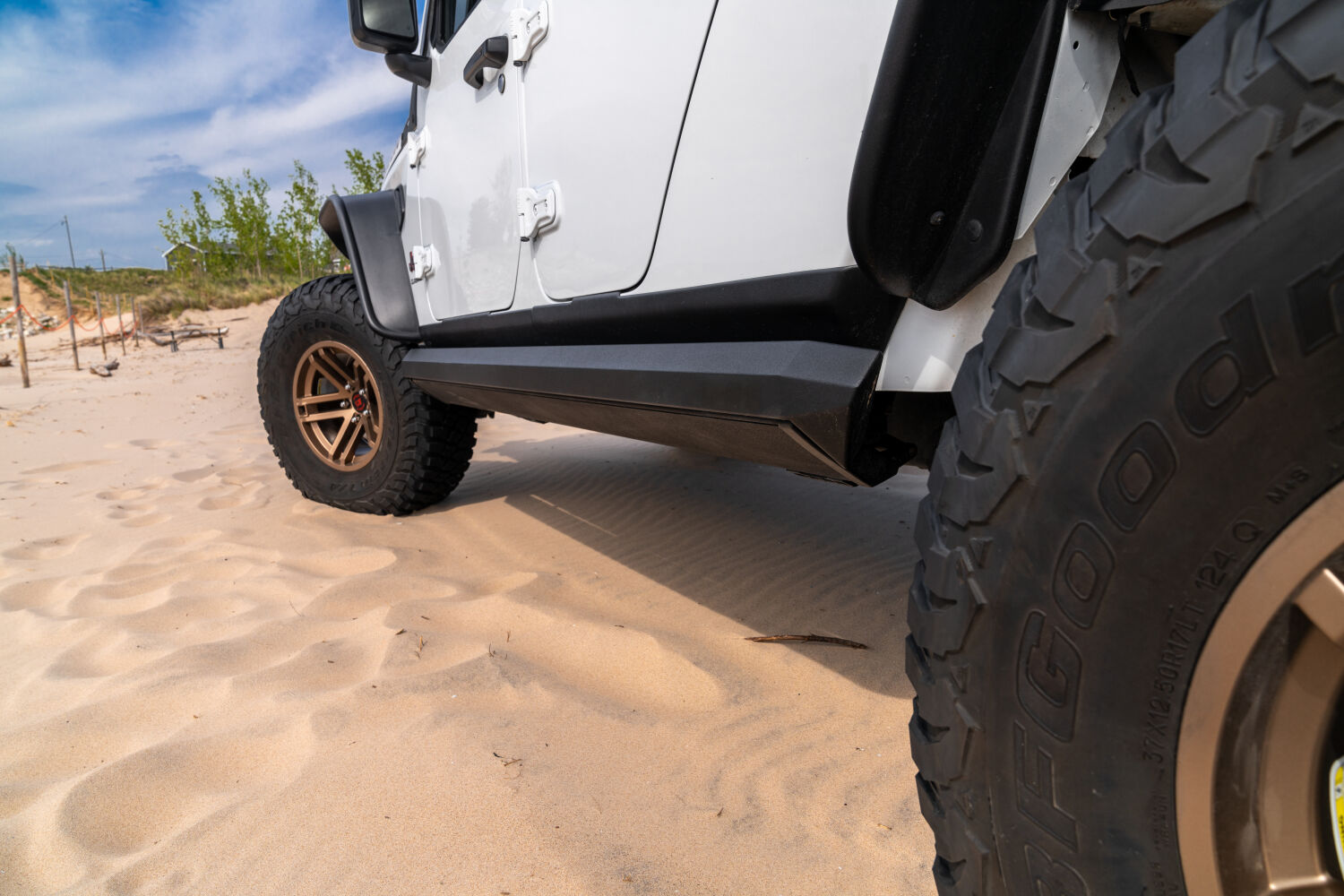 PowerStep XL Electric Boards For 2020-2025 Jeep Gladiator AMP Research