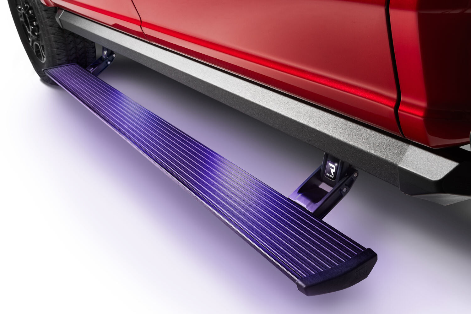 PowerStep XL Electric Running Boards Plug N Play System For 20-21 Ford F-250/F-350/F-450 SuperCrew Cab 22 F-250/350/450 XL/XLT Crew Cab AMP Research