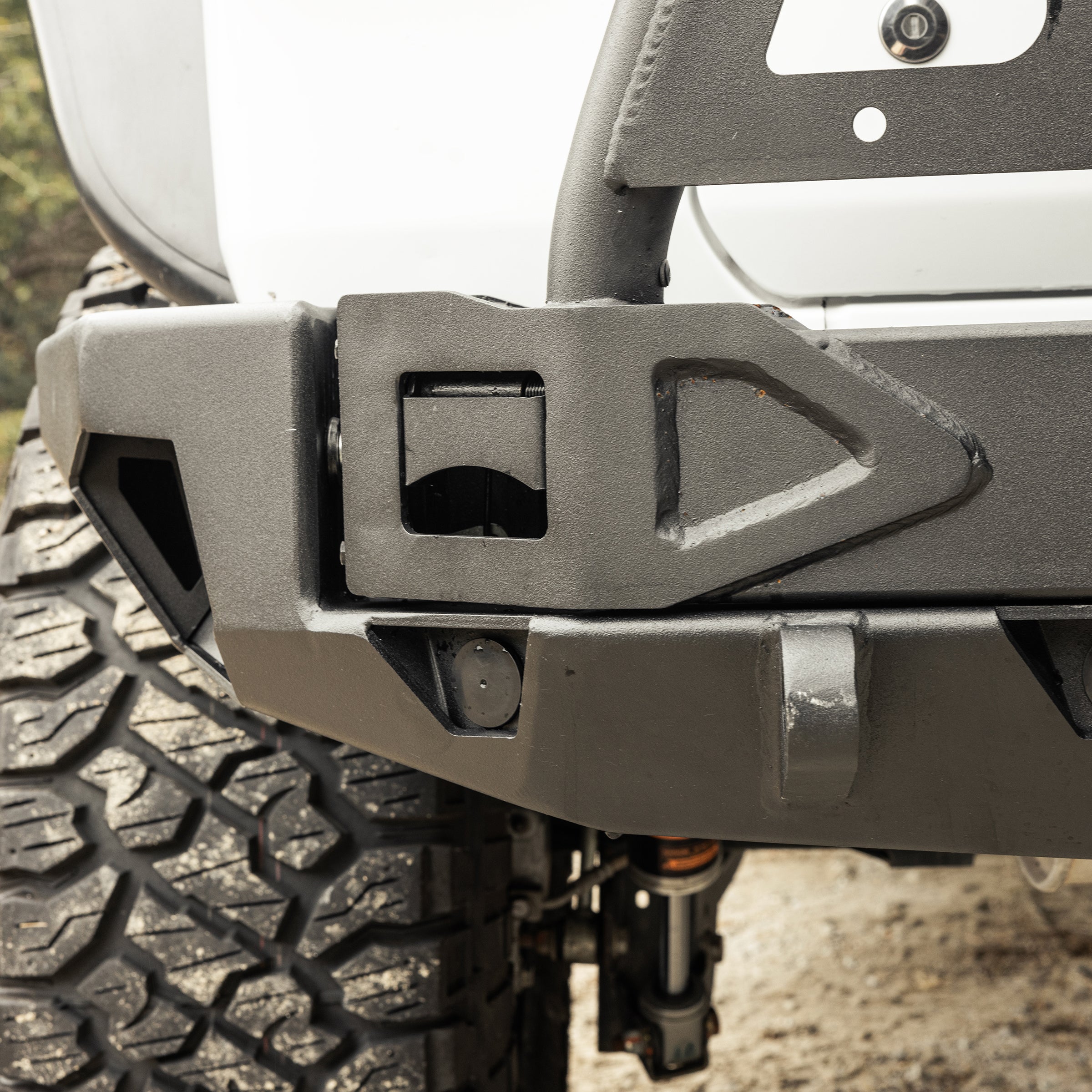 Atlas Rear Bumper and Tire Gate 2018-2023 Jeep Wrangler Smittybilt
