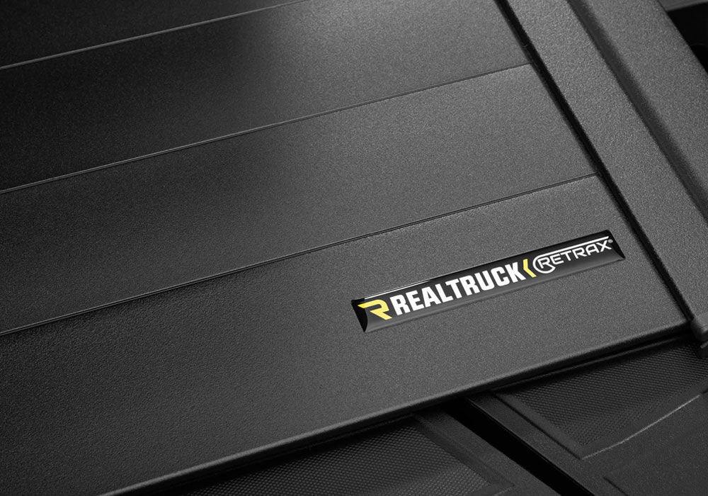 RetraxPRO MX Retractable Tonneau Cover Rugged Aluminum Construction Matte Black 2016-2022 Nissan Titan King Cab 8' 2 inch Bed with or without Utili-Track System without Stake Pockets
